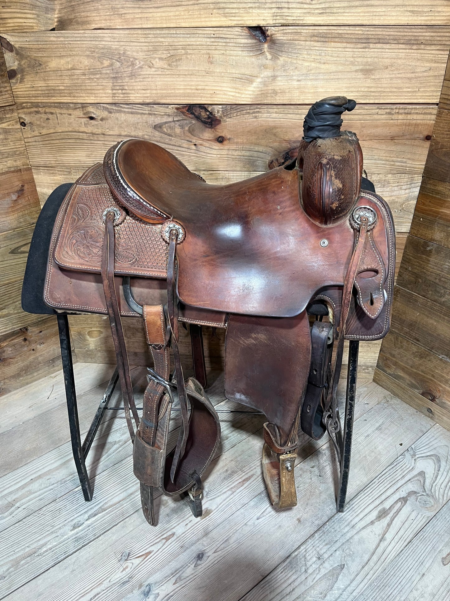 15” Trent Ward Ranch Roper ISUSED2300