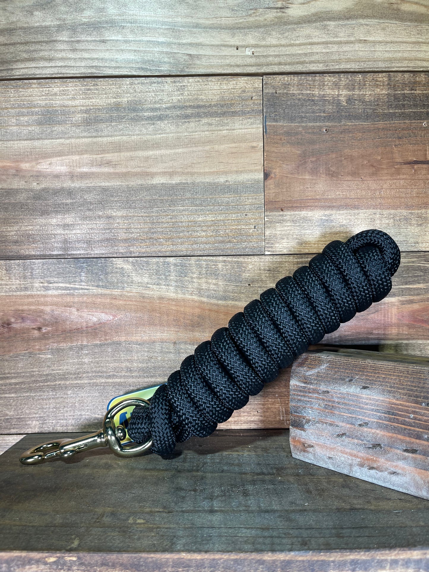 5/8" Cowboy lead w/ Bolt Snap Black