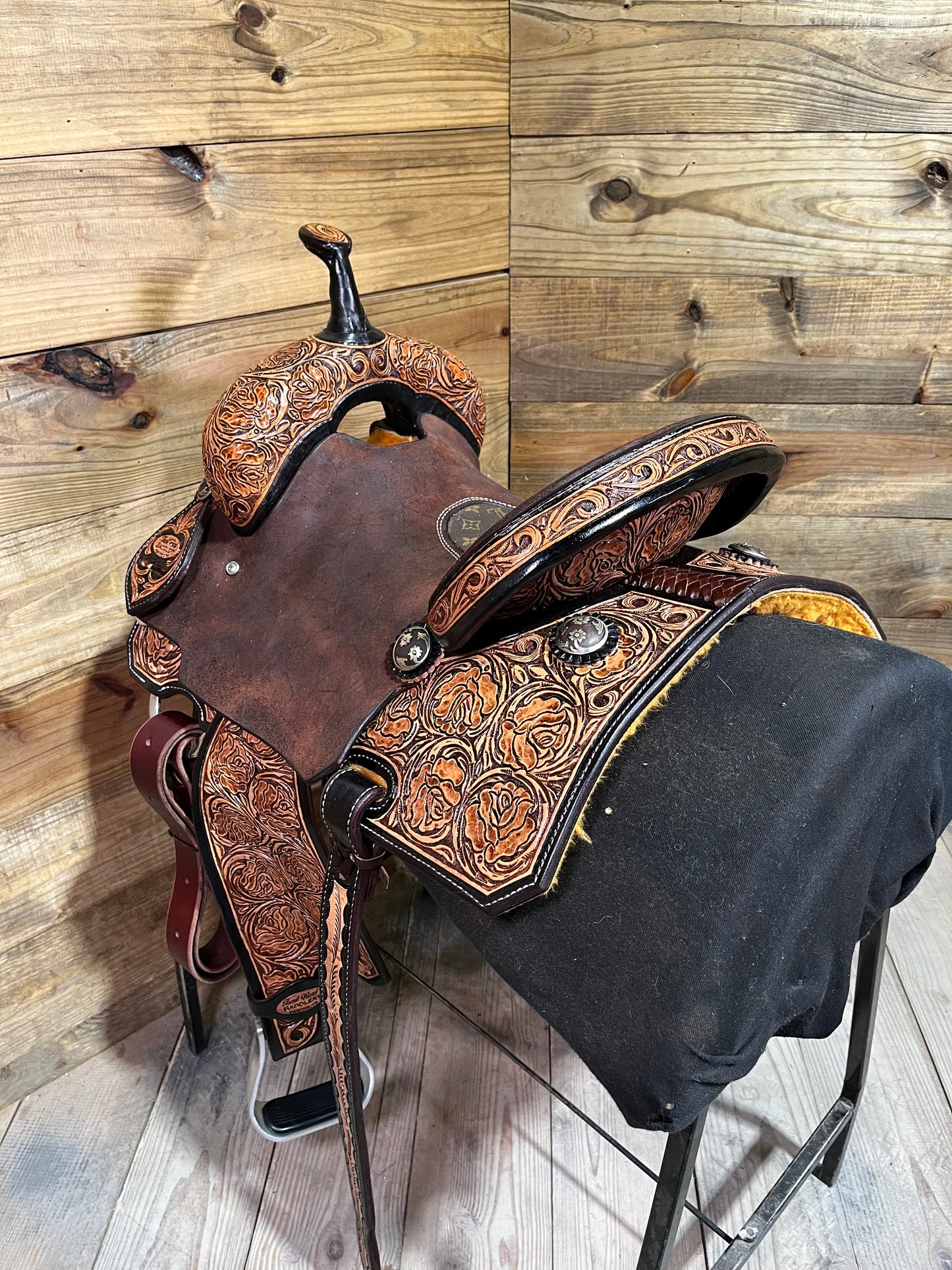 14” Trent Ward Barrel Saddle ISBS169-26