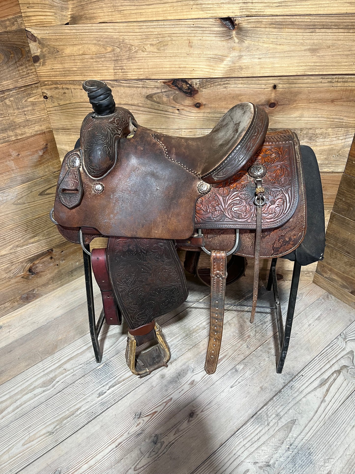 14 1/2” Dale Martin “Wildfire Saddlery” Roper ISUSED2311