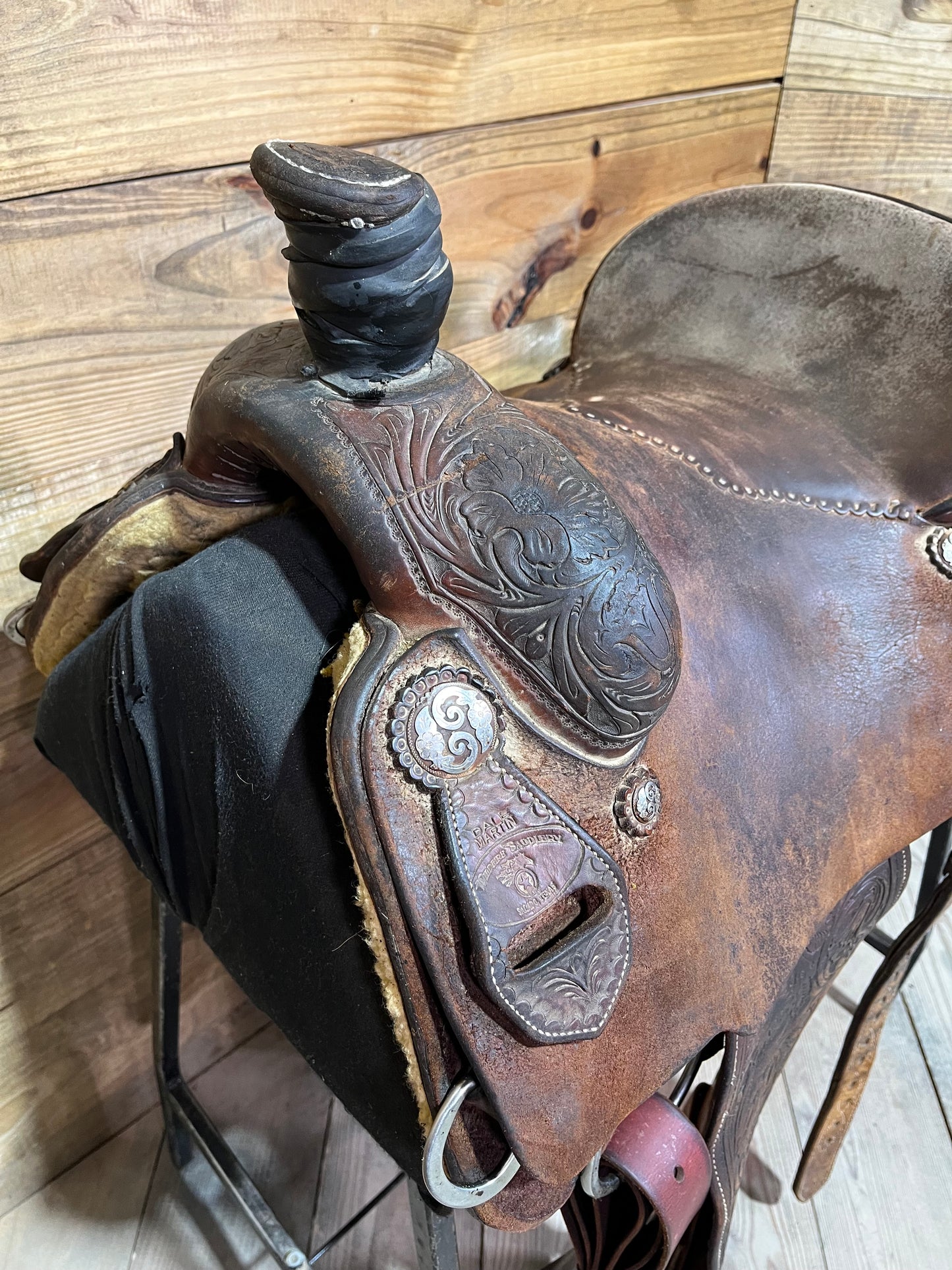 14 1/2” Dale Martin “Wildfire Saddlery” Roper ISUSED2311