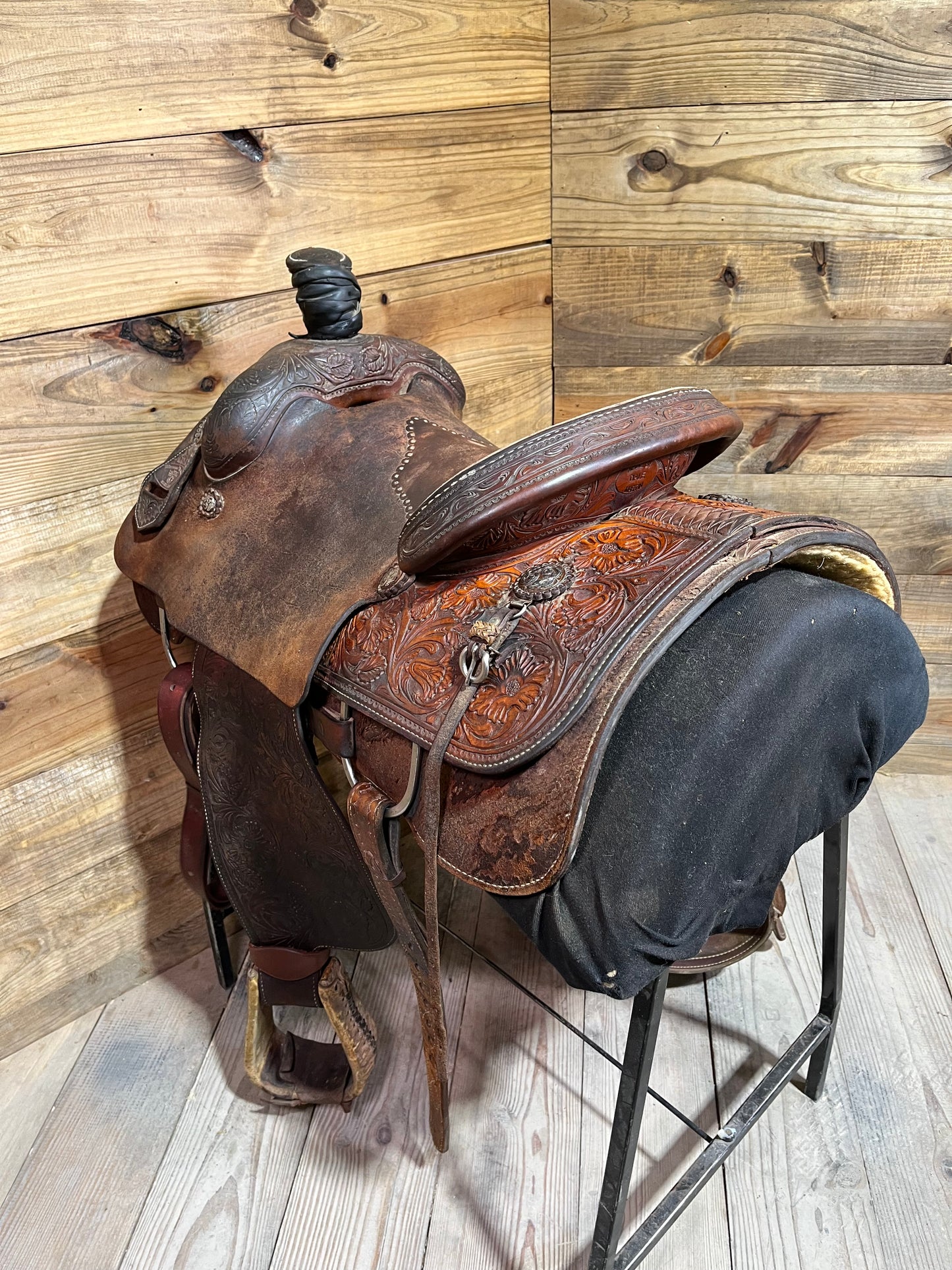 14 1/2” Dale Martin “Wildfire Saddlery” Roper ISUSED2311