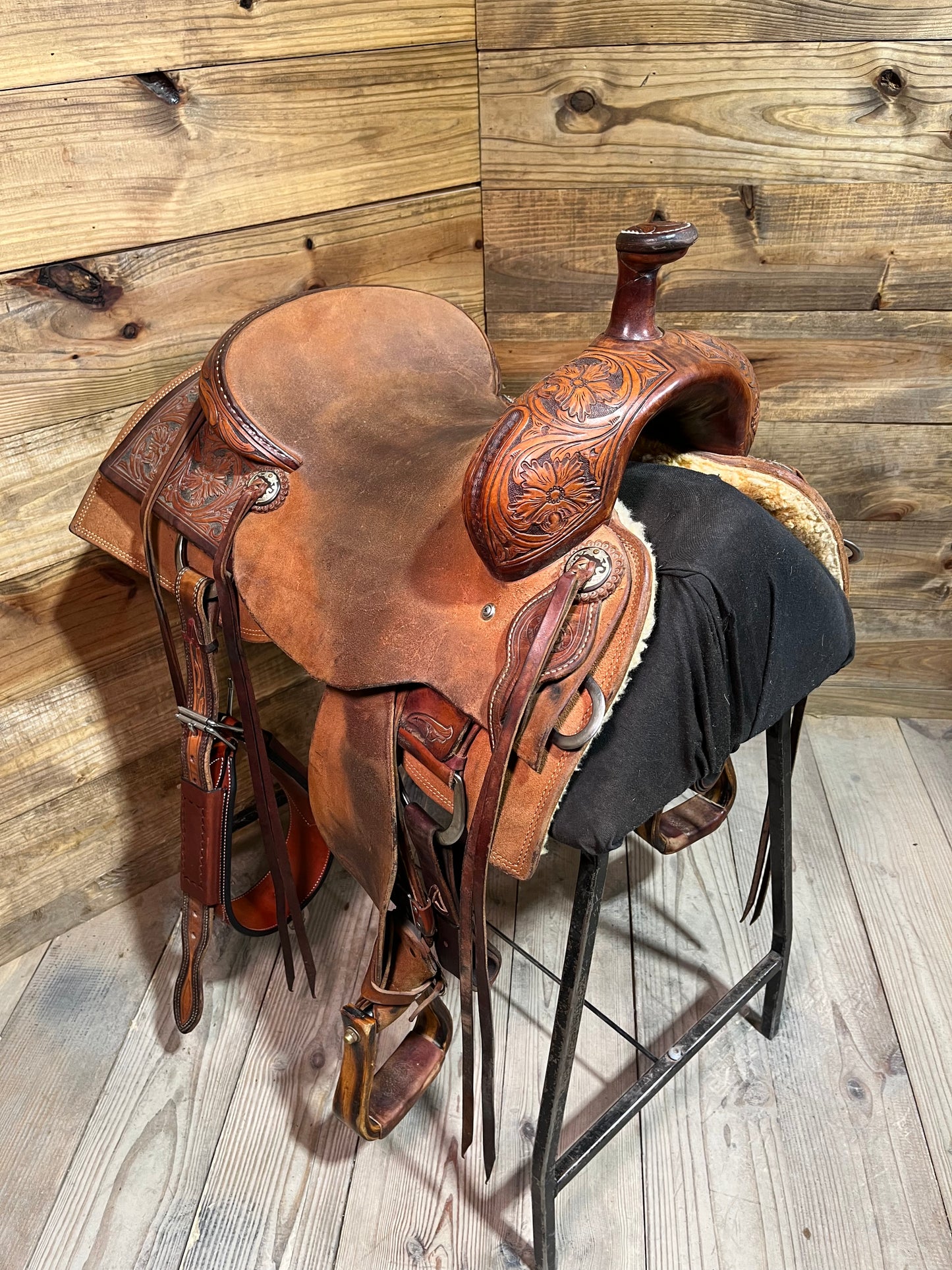 16” Don Rich Ranch Cutter ISUSED2318
