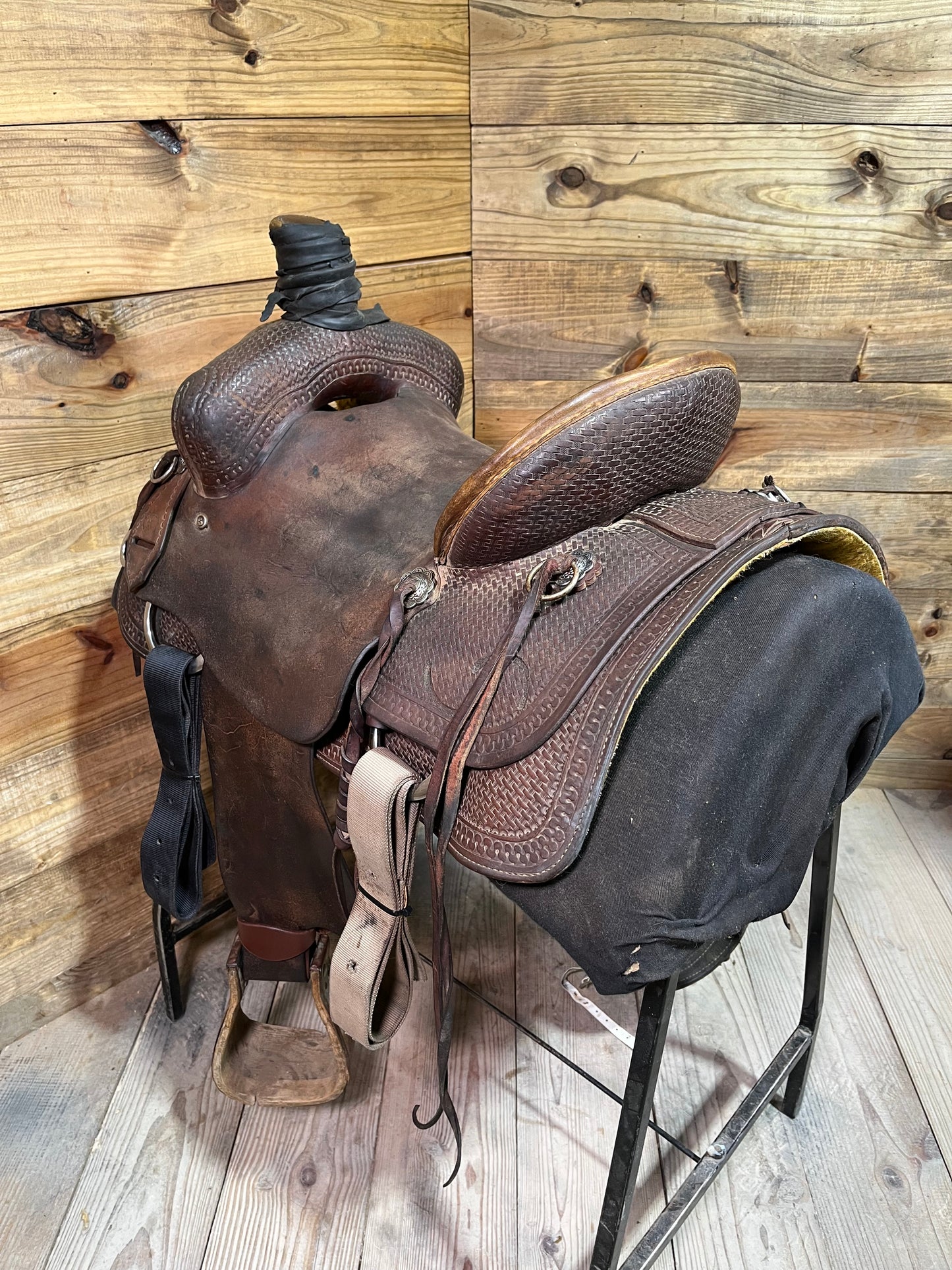 15” STAT Ranch Saddle ISUSED2328