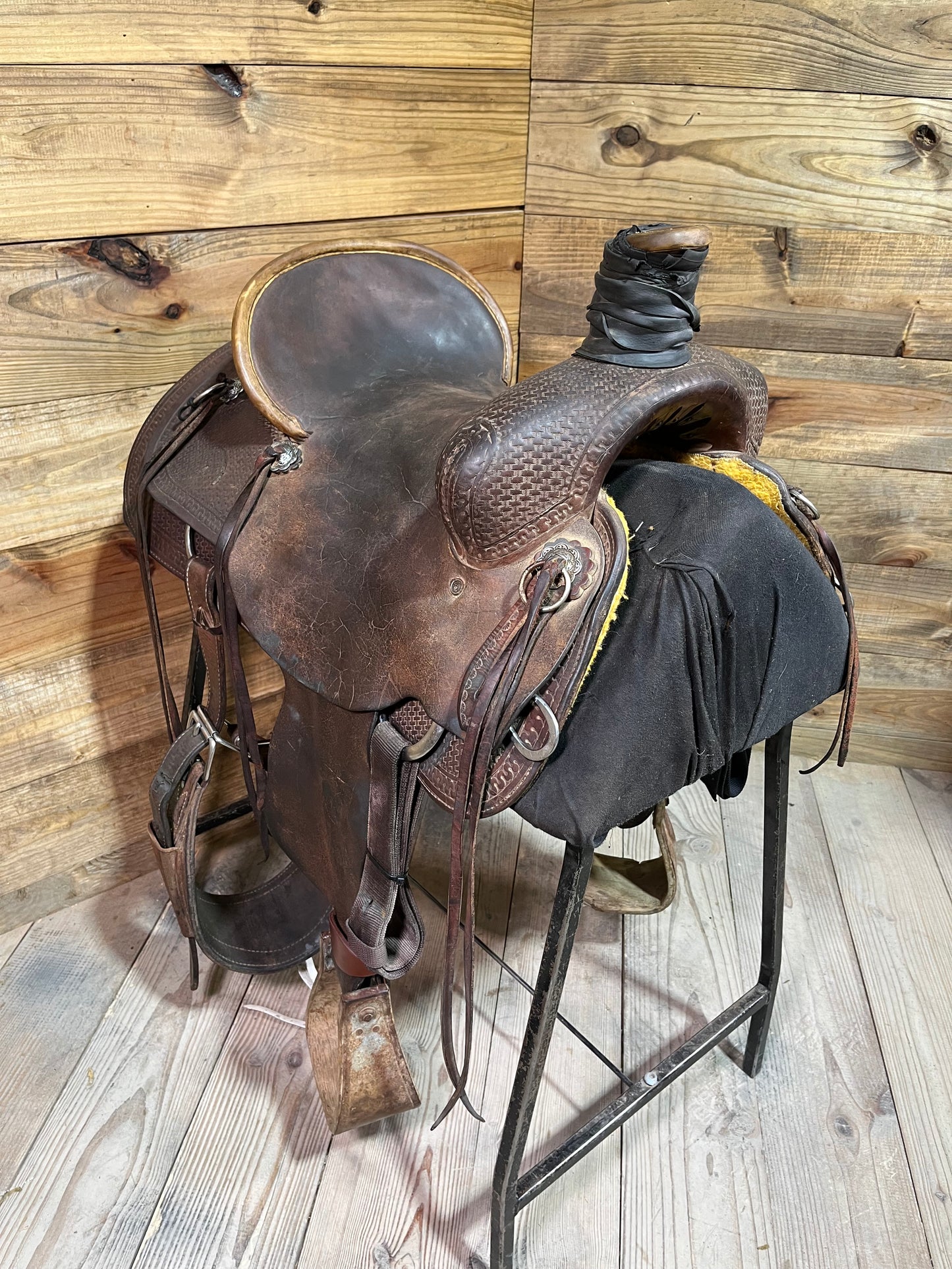 15” STAT Ranch Saddle ISUSED2328