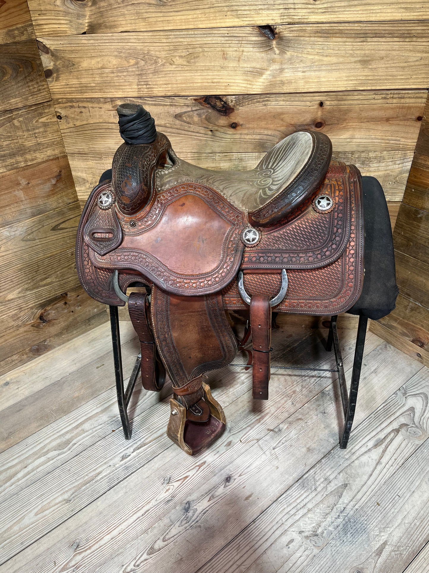14 1/2” No Stamp Handmade Roper ISUSED2330