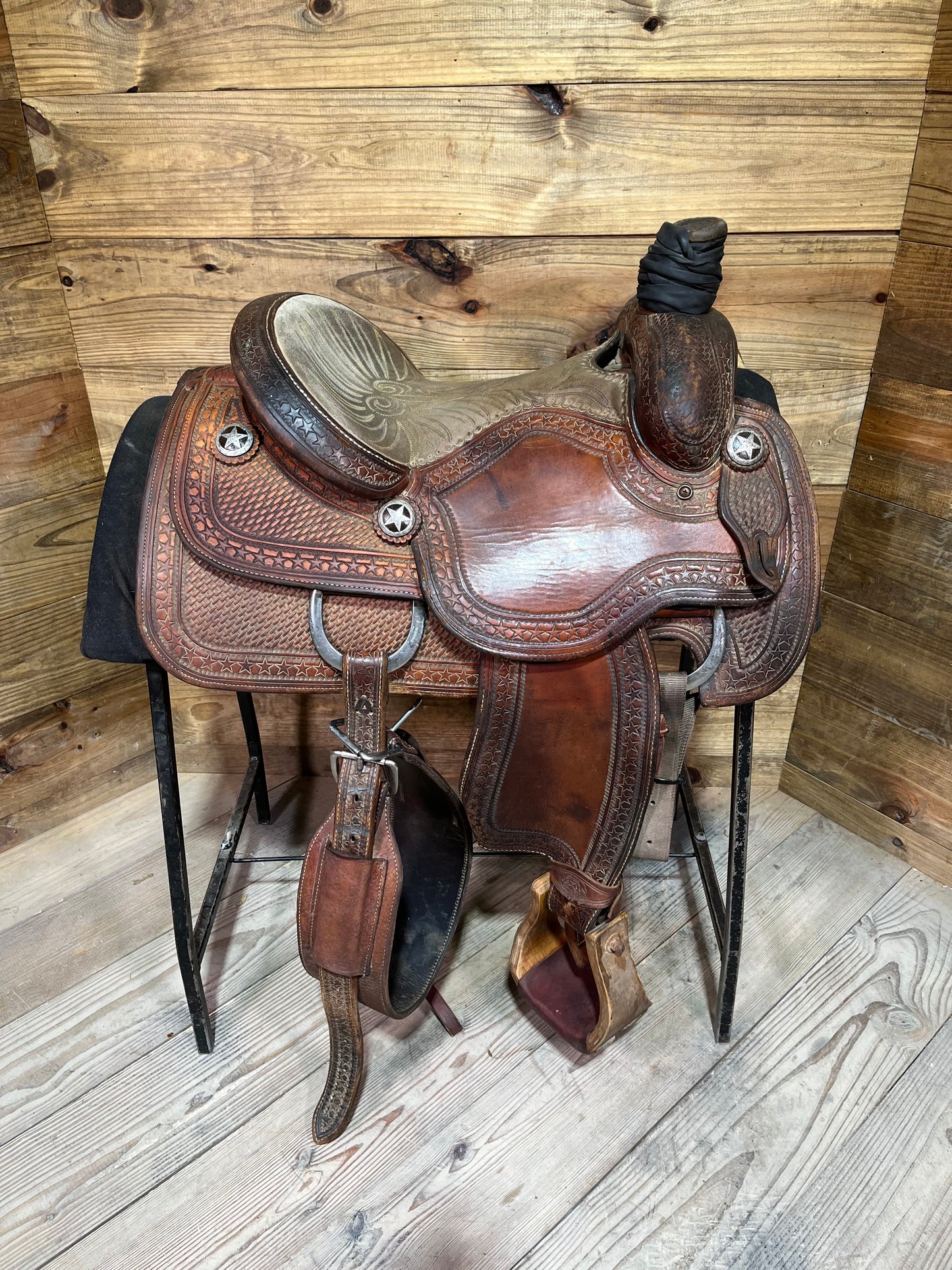 14 1/2” No Stamp Handmade Roper ISUSED2330