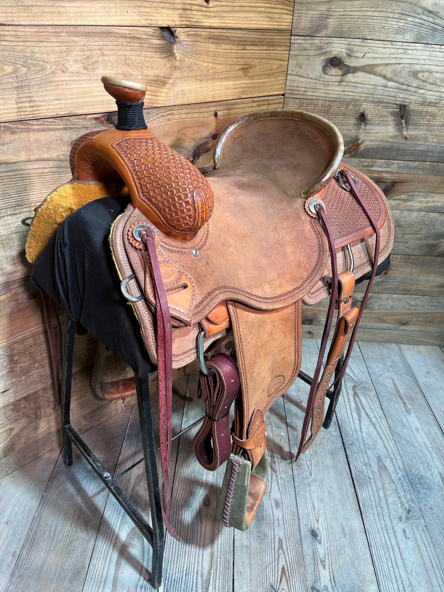 17" Teskeys Ranch Roper ISUSED2349