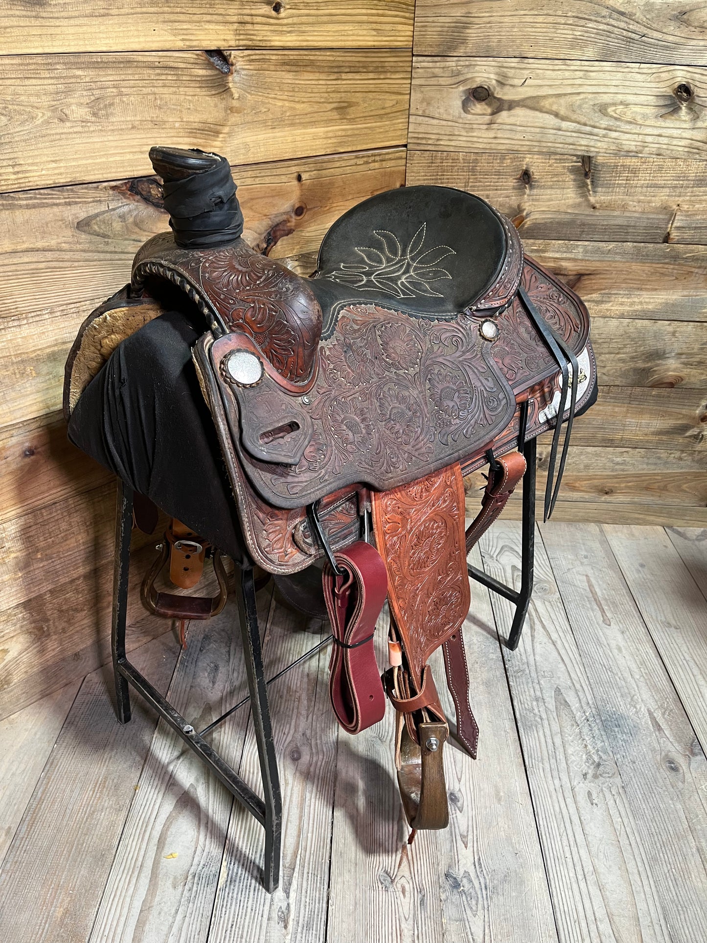 16" Double J Roper ISUSED2352