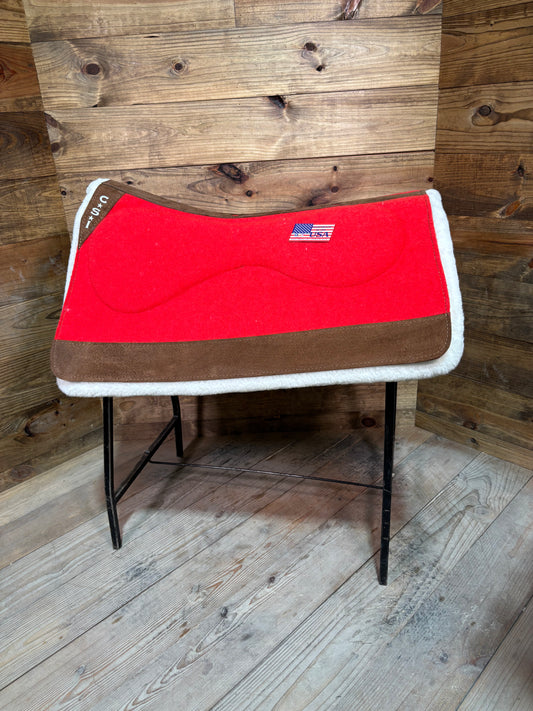 10 CSI Red Standard Western Cut Medium Saddle Pad