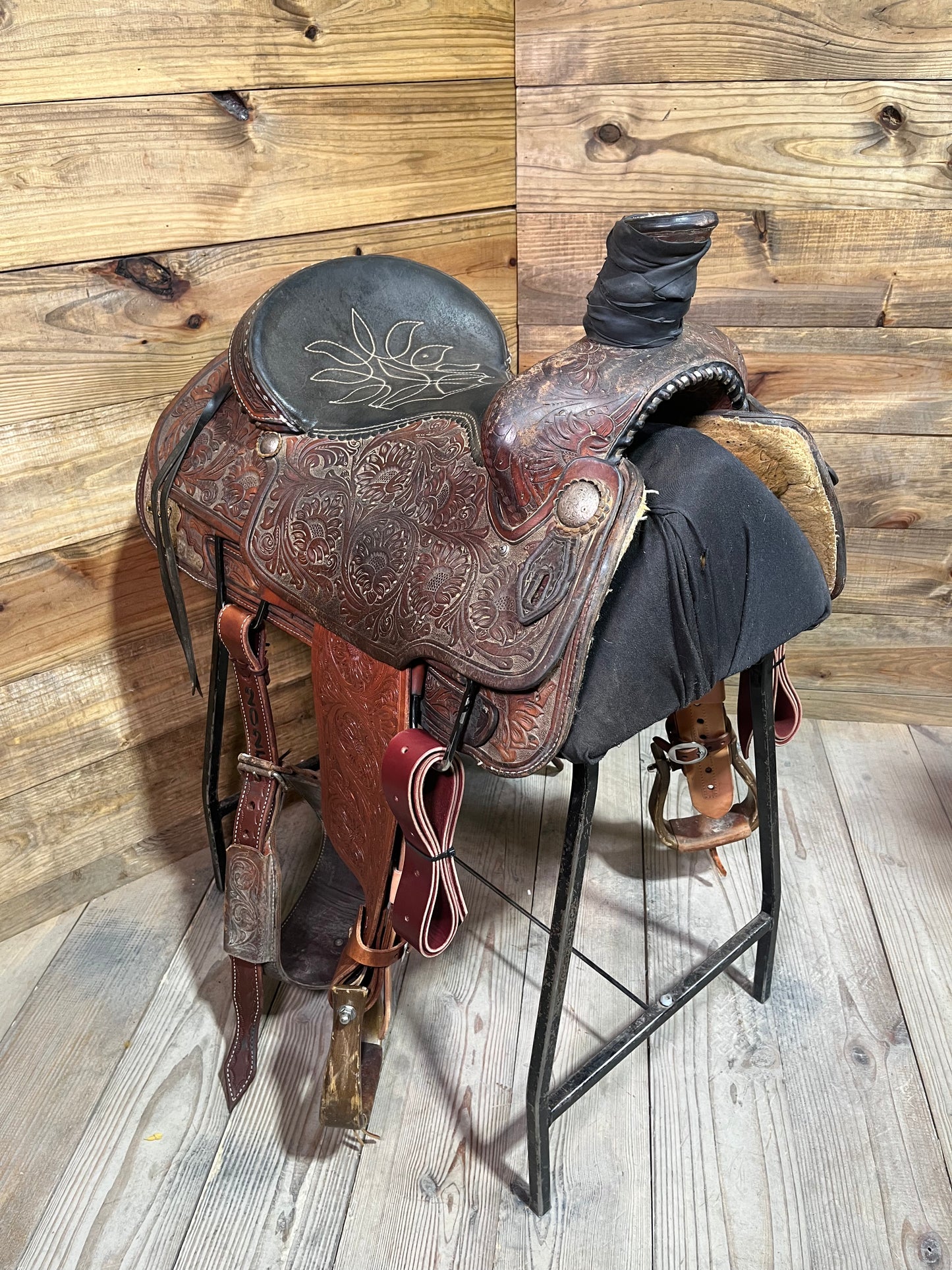 16" Double J Roper ISUSED2352