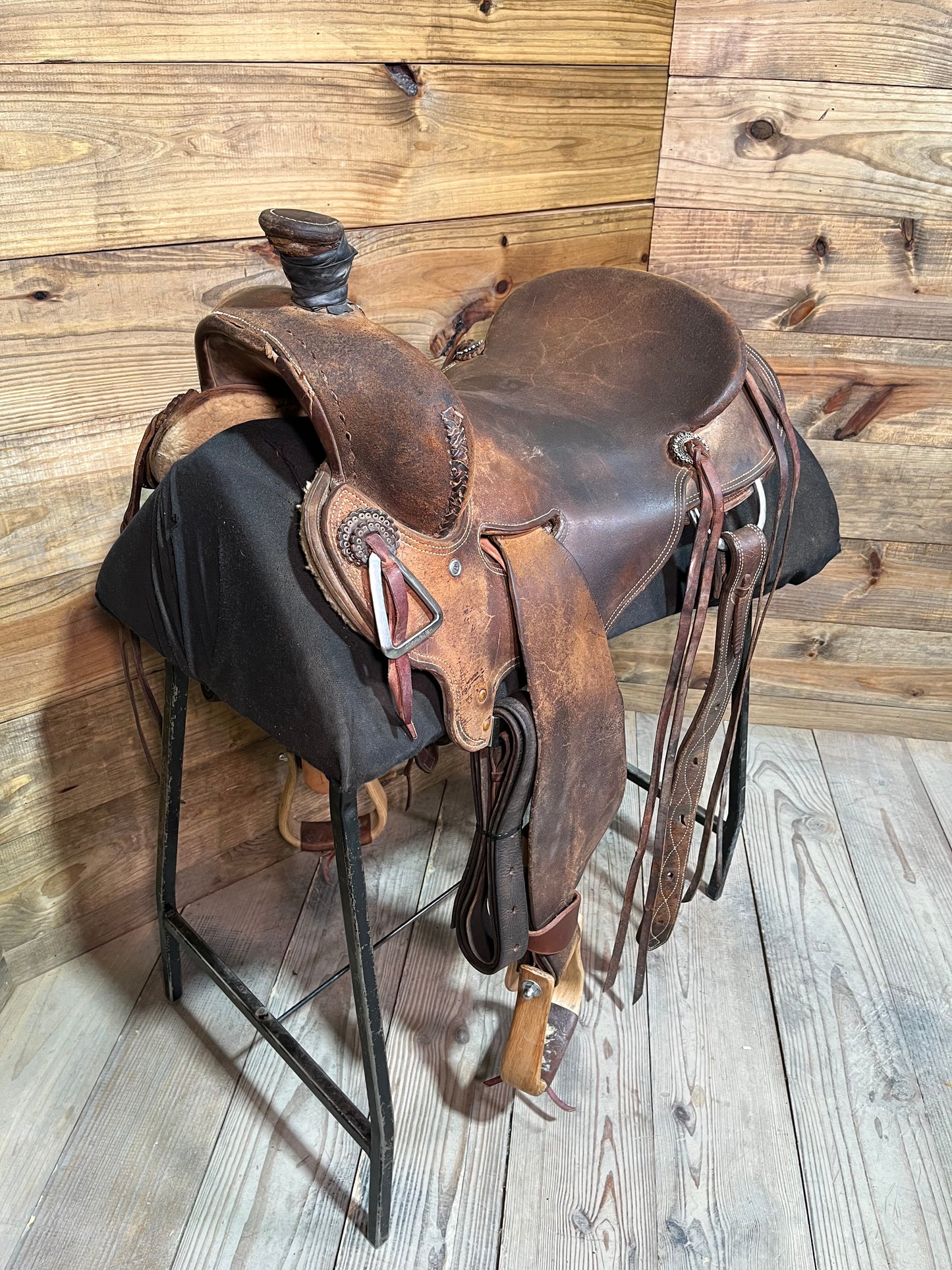 16 1/2” Cowpuncher Ranch Saddle ISUSED2355