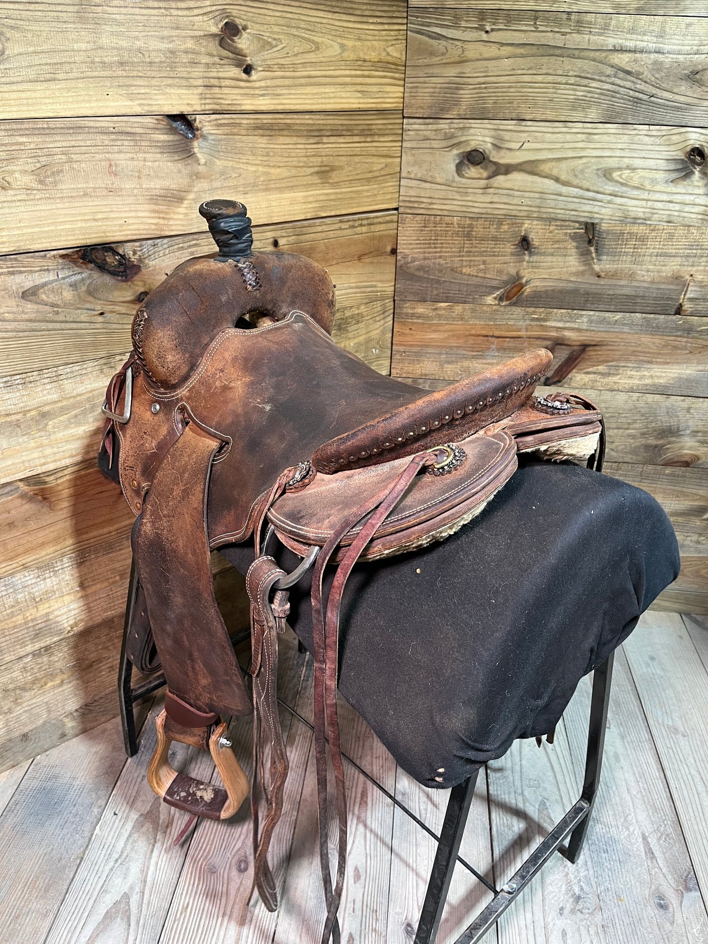 16 1/2” Cowpuncher Ranch Saddle ISUSED2355