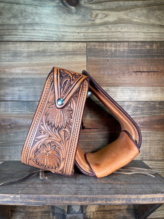 Stirrup Tooling #11 Light Leather Antique