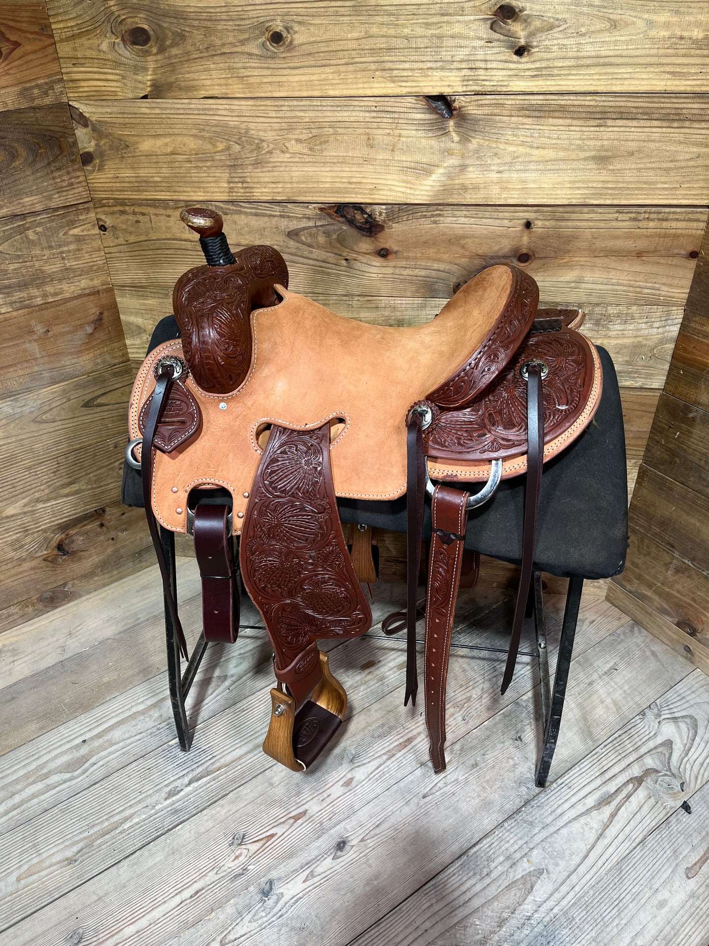 15” Trent Ward Tucson Rancher ISRS888-26