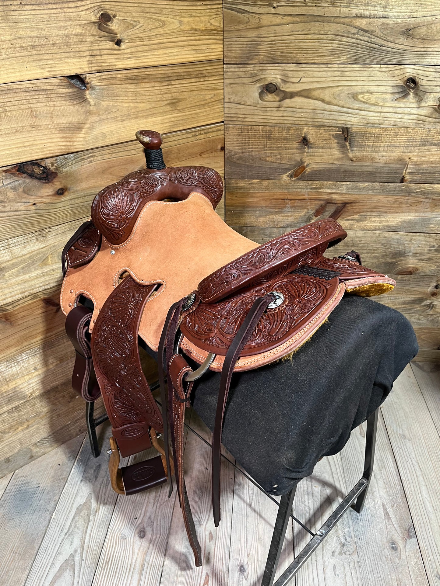 15” Trent Ward Tucson Rancher ISRS888-26