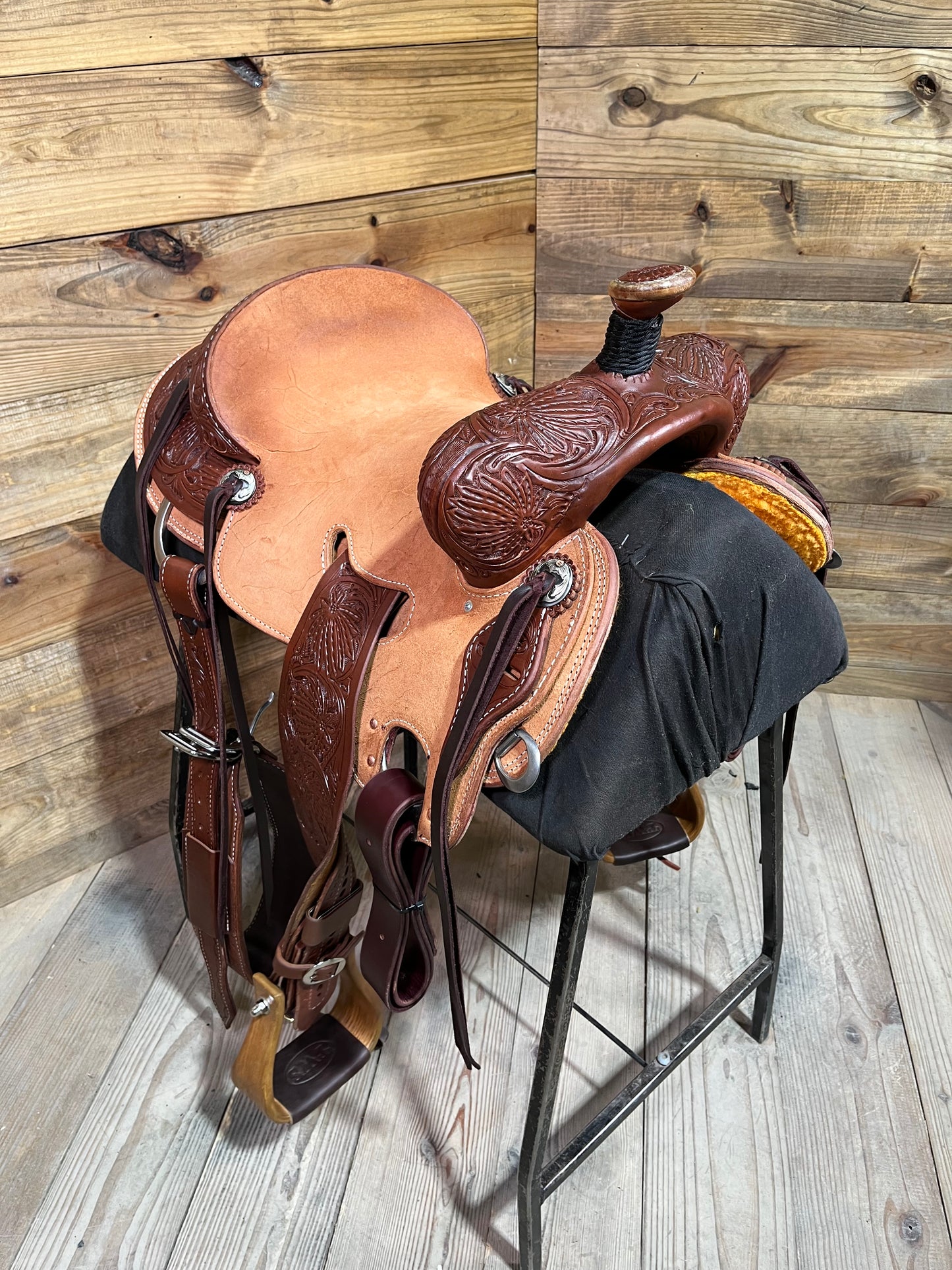 15” Trent Ward Tucson Rancher ISRS888-26
