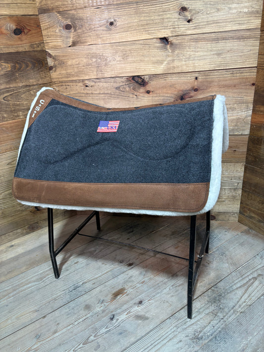 26 CSI Gray Standard Wester Cut Medium Saddle Pad