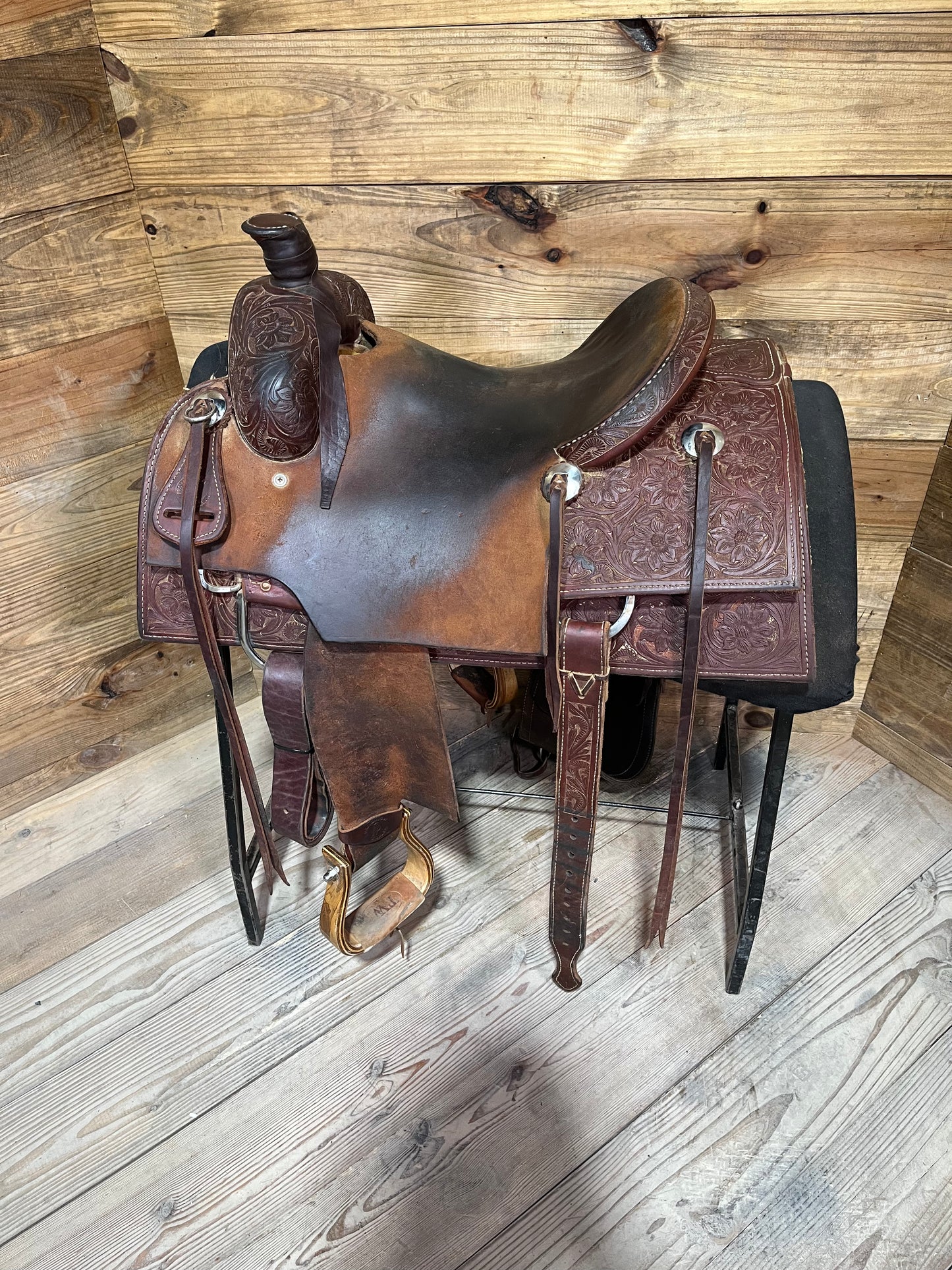 14 1/2" Hanging H Ranch Saddle ISUSED2365