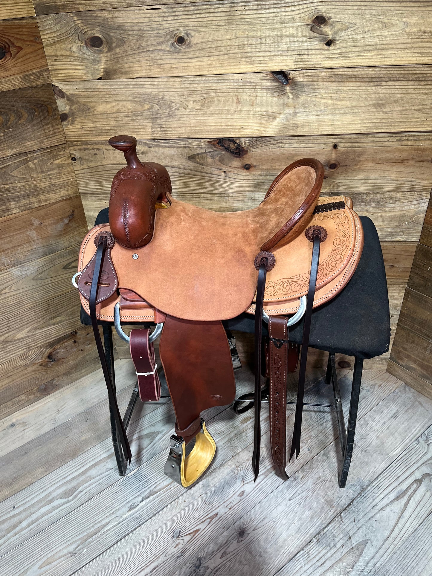 15 1/2” Cowboy Custom Ranch Saddle ISCC036