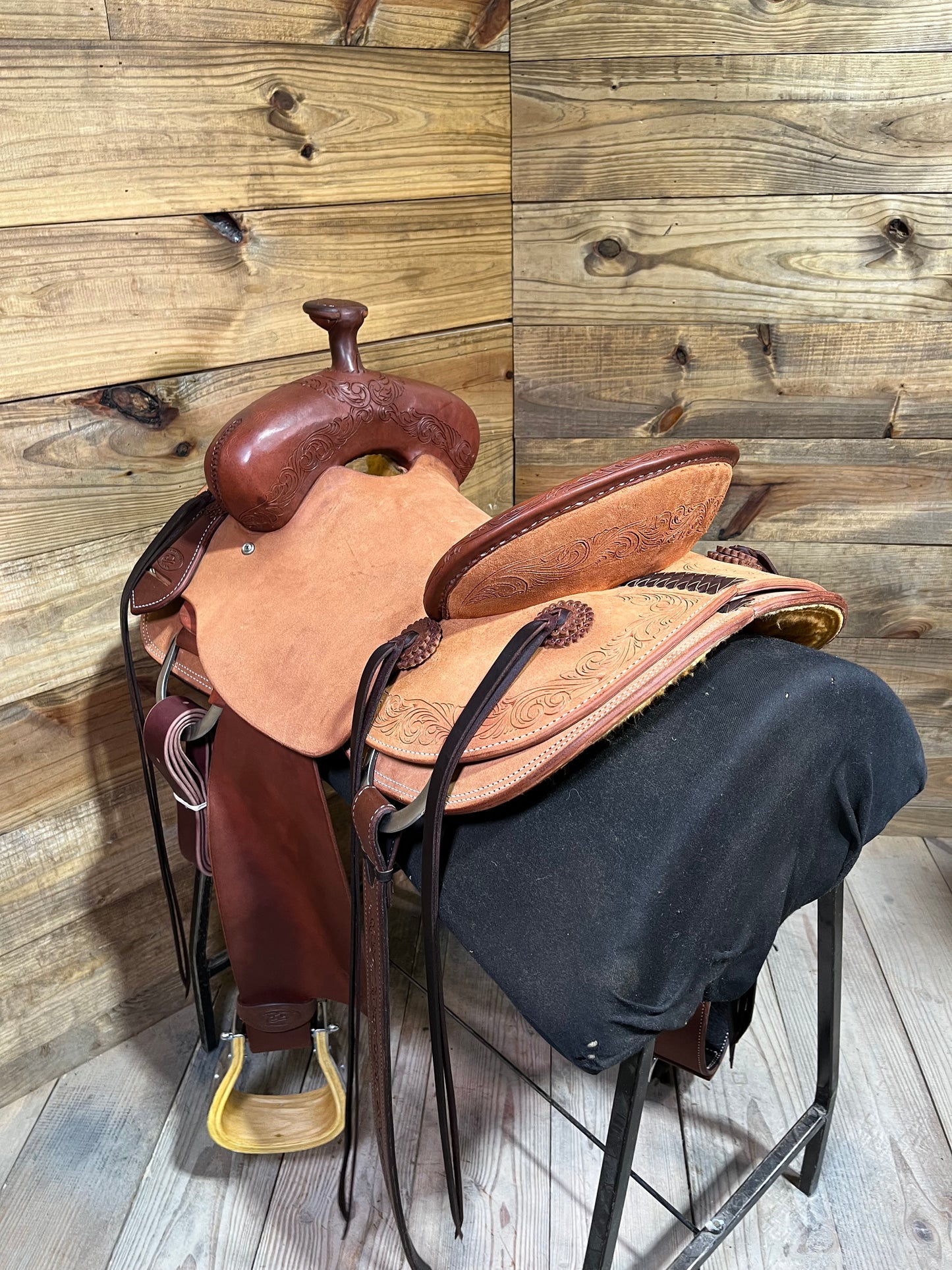 15 1/2” Cowboy Custom Ranch Saddle ISCC036