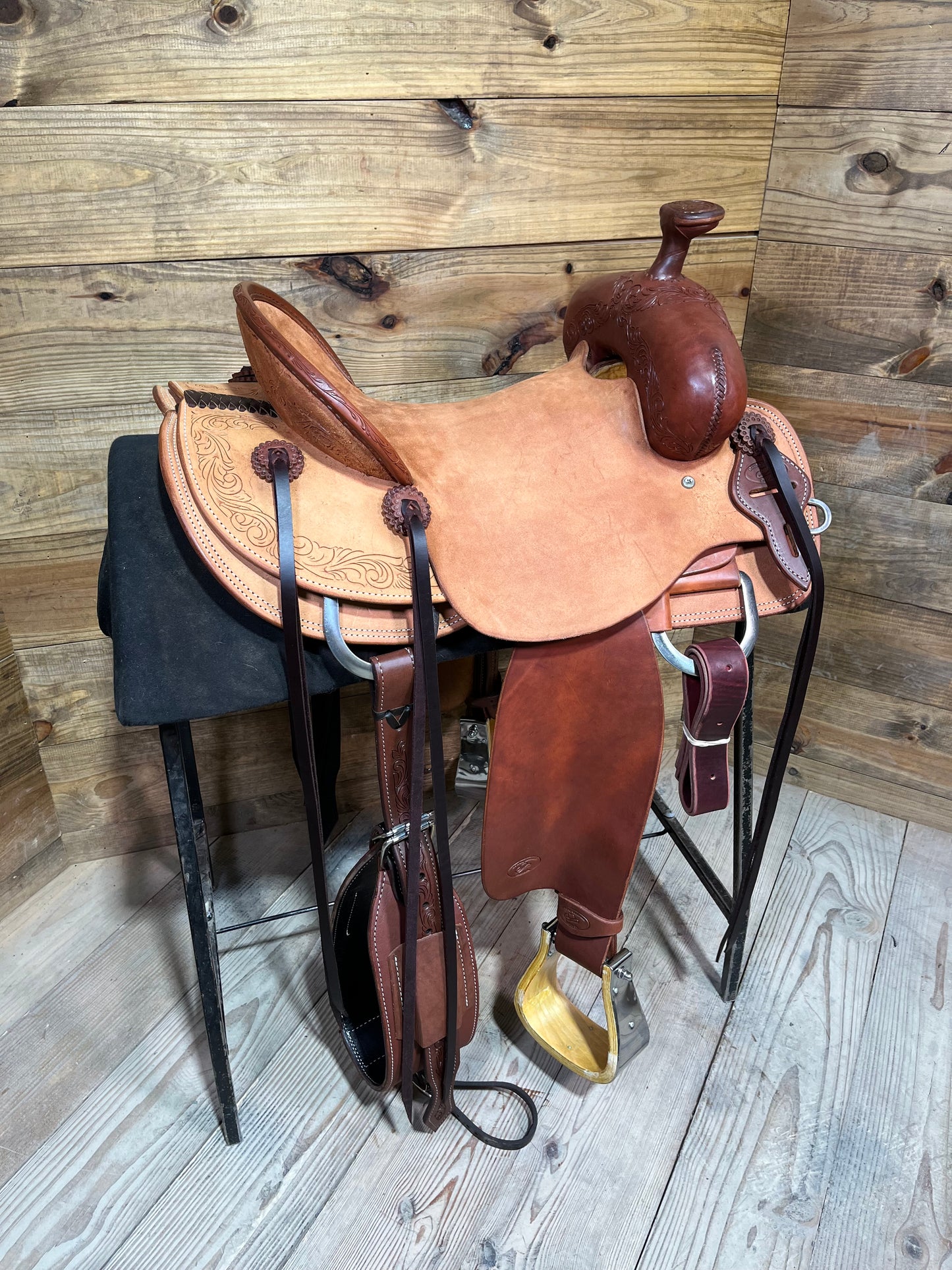 15 1/2” Cowboy Custom Ranch Saddle ISCC036