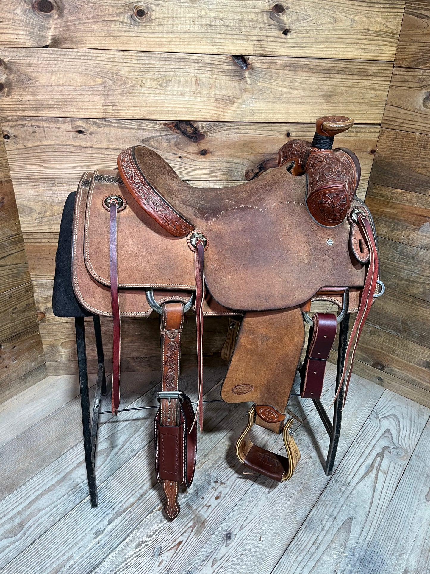 16" Trent ward Platinum Rancher ISUSED2373