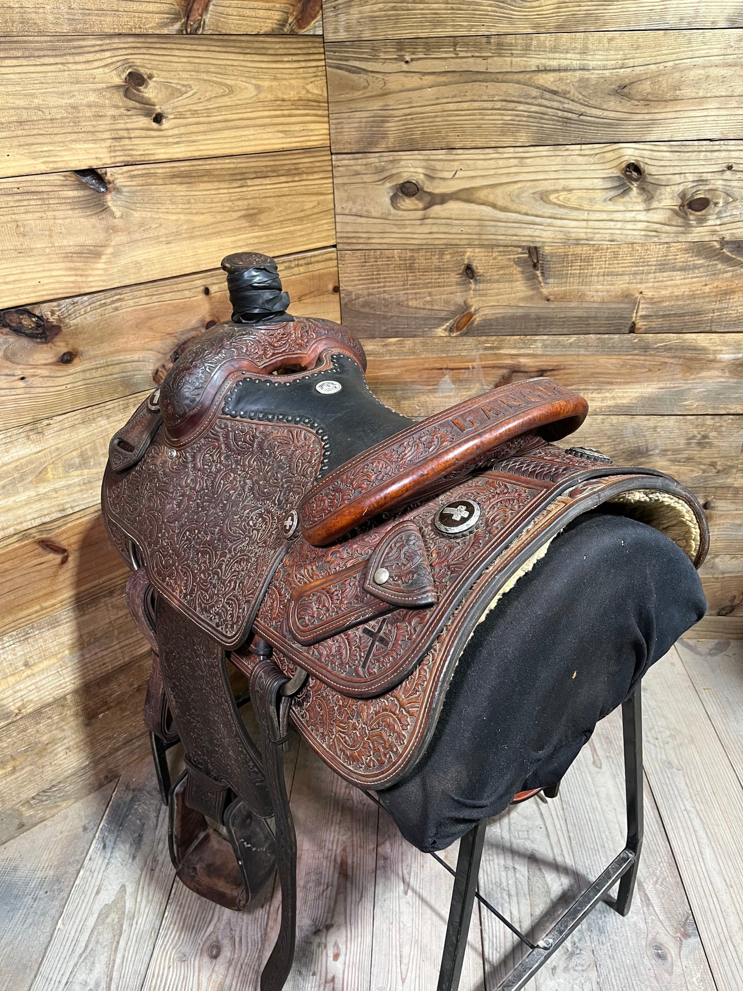 15” Trophy Tack Roper ISUSED2376