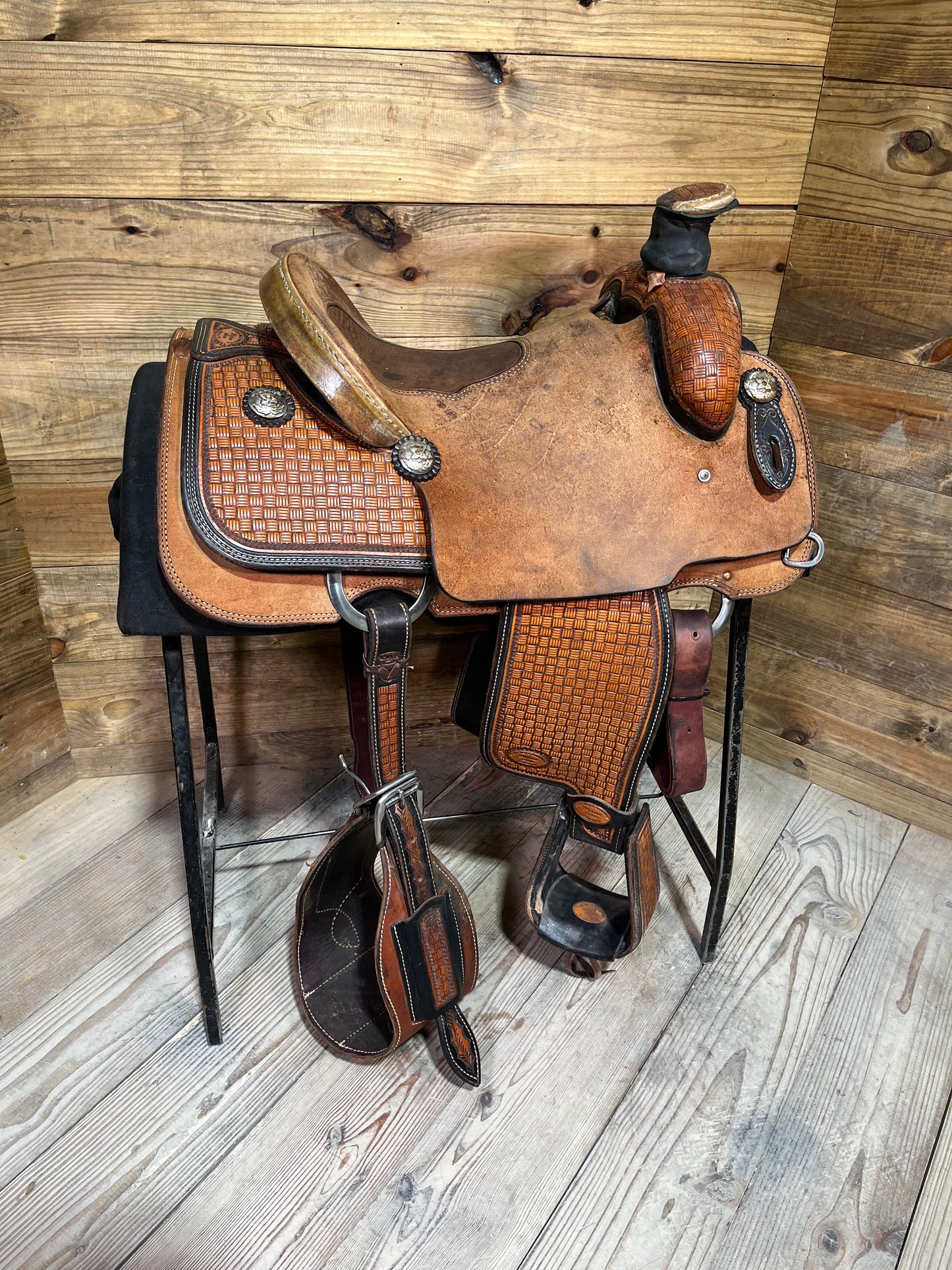 15" Trent Ward Platinum Roper ISUSED2388