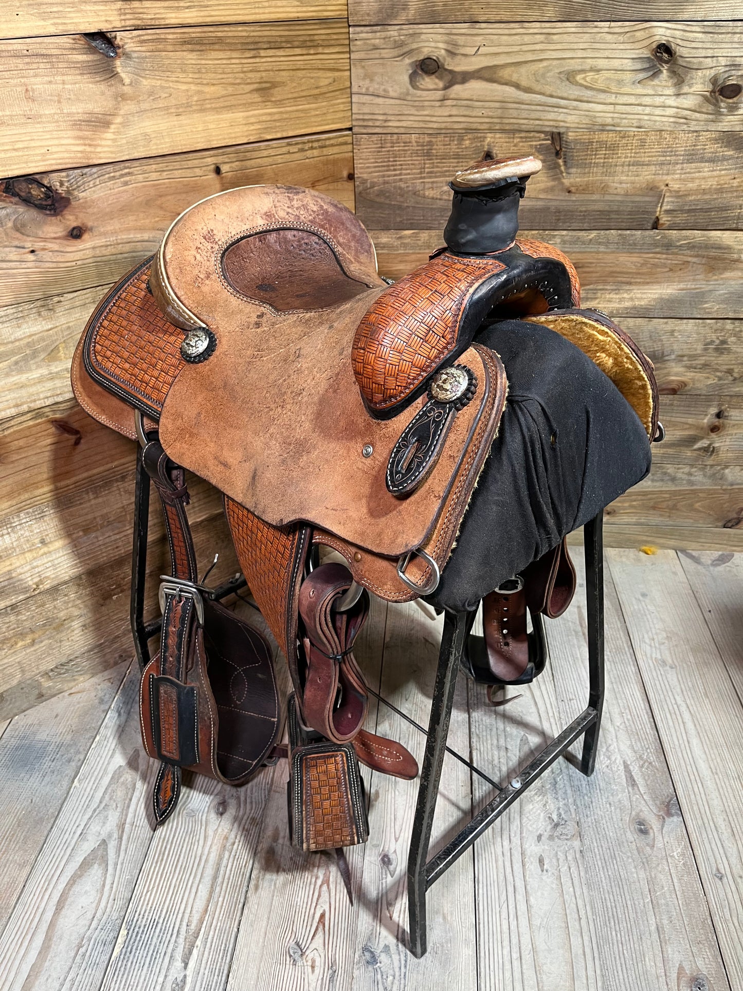 15" Trent Ward Platinum Roper ISUSED2388