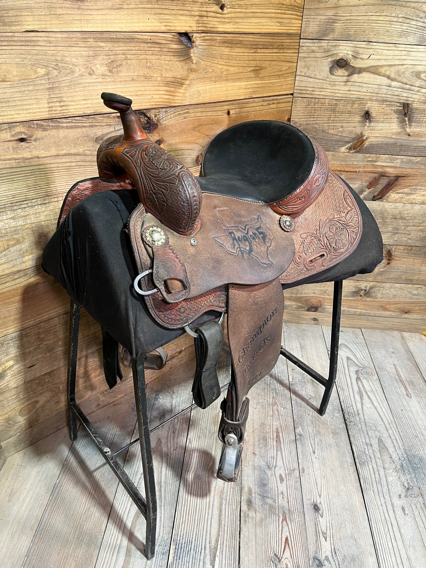 14" Master Barrel Saddle ISUSED2395