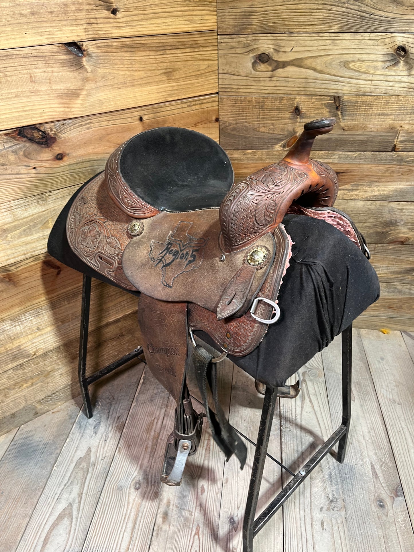 14" Master Barrel Saddle ISUSED2395