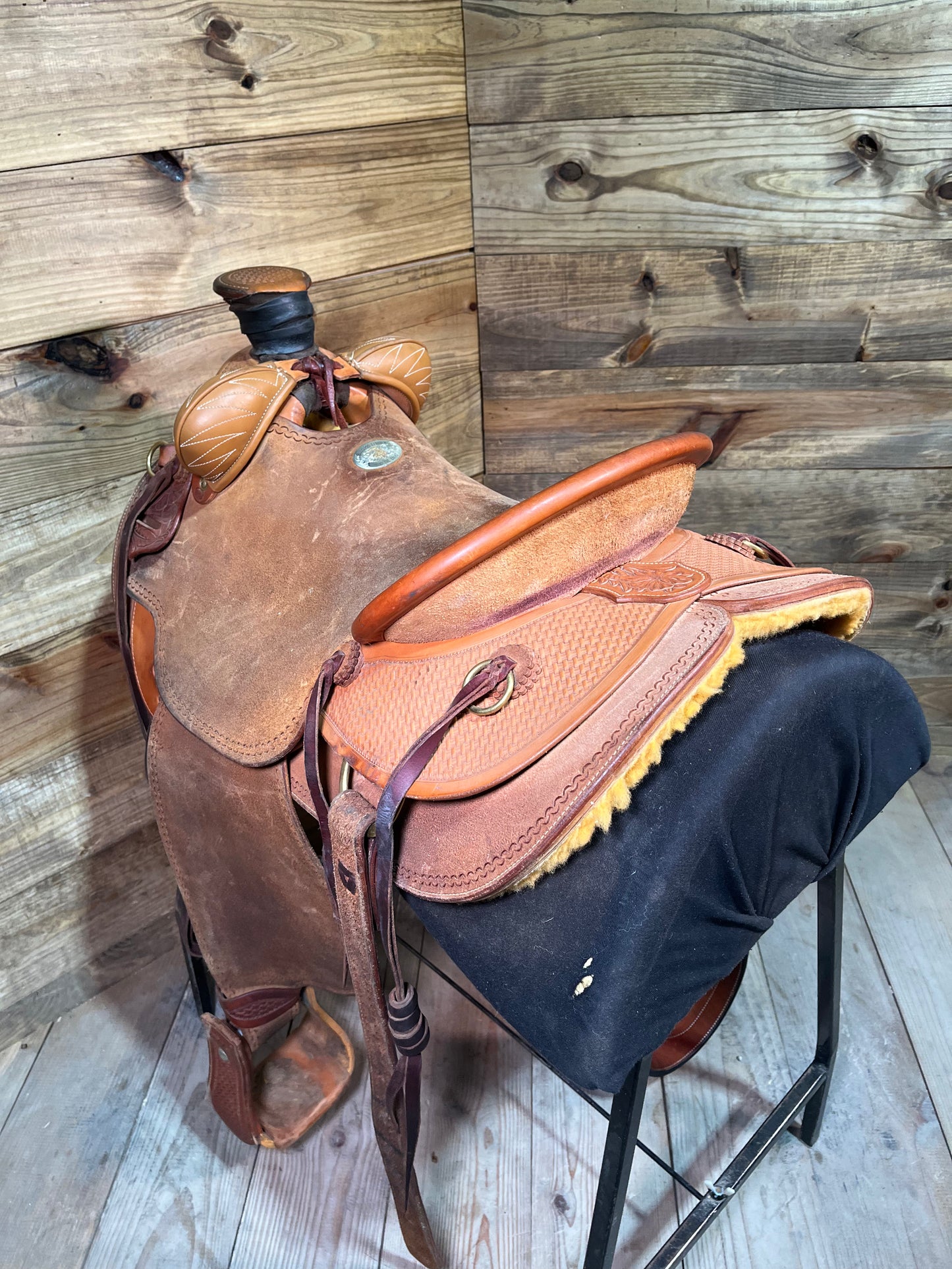 Buckaroo Leather Wade Saddle ISUSED1736