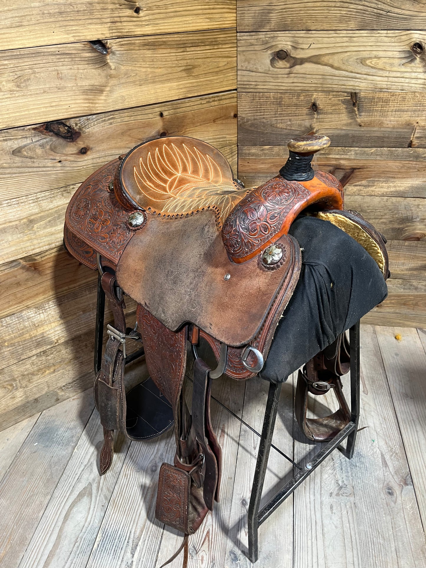 16" Trent Ward Platinum Calf Roper ISUSED2409