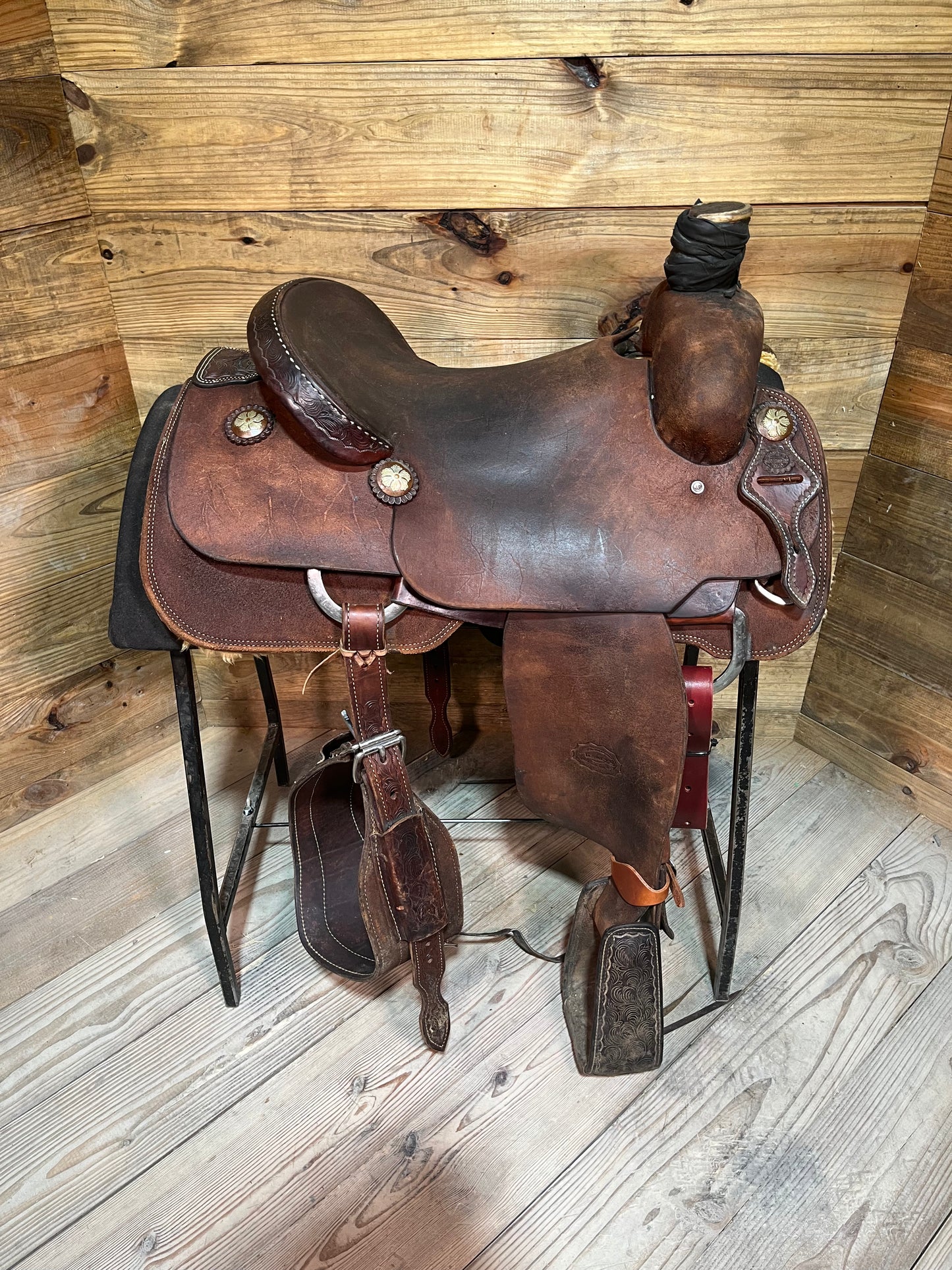 16" Teskeys Roper ISUSED2417