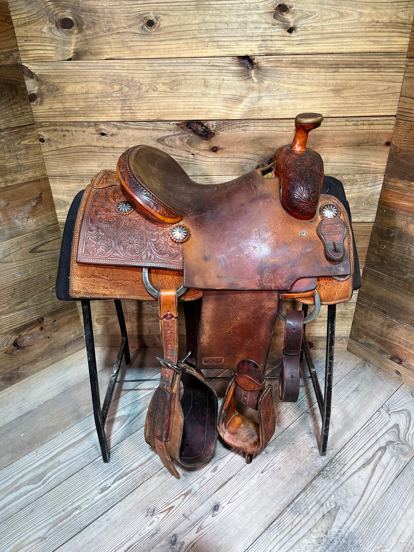 15” Trent Ward TM Roper ISUSED2424