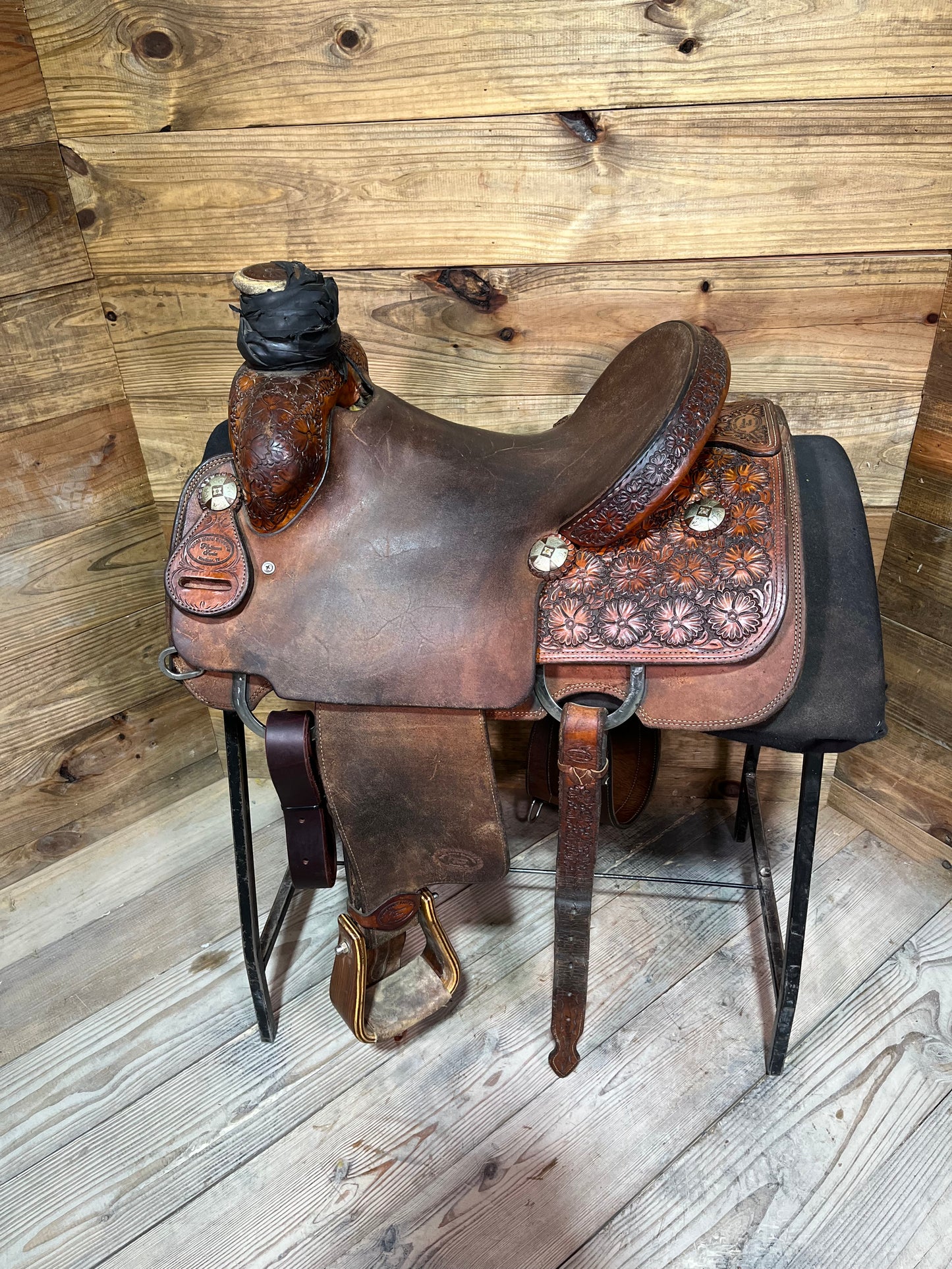 15” Trent Ward Platinum Roper ISUSED2436