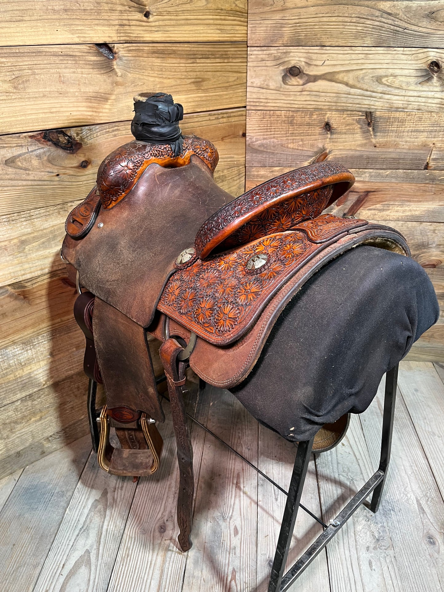 15” Trent Ward Platinum Roper ISUSED2436