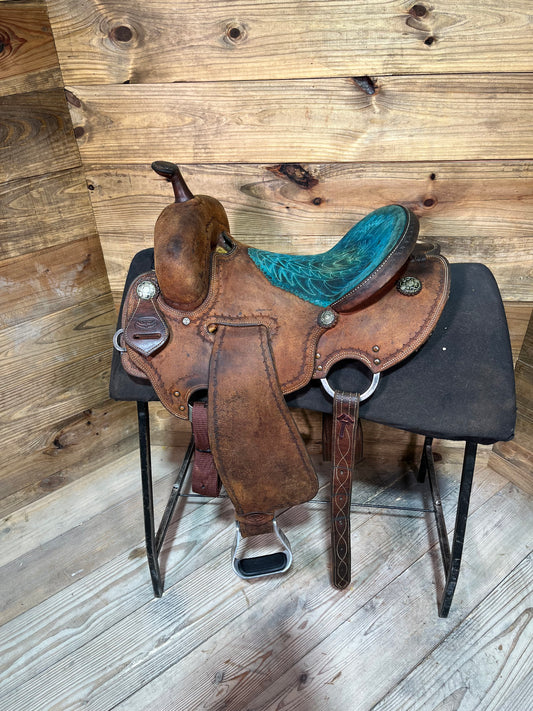 14 1/2” Cowpuncher Barrel Saddle ISUSED2437