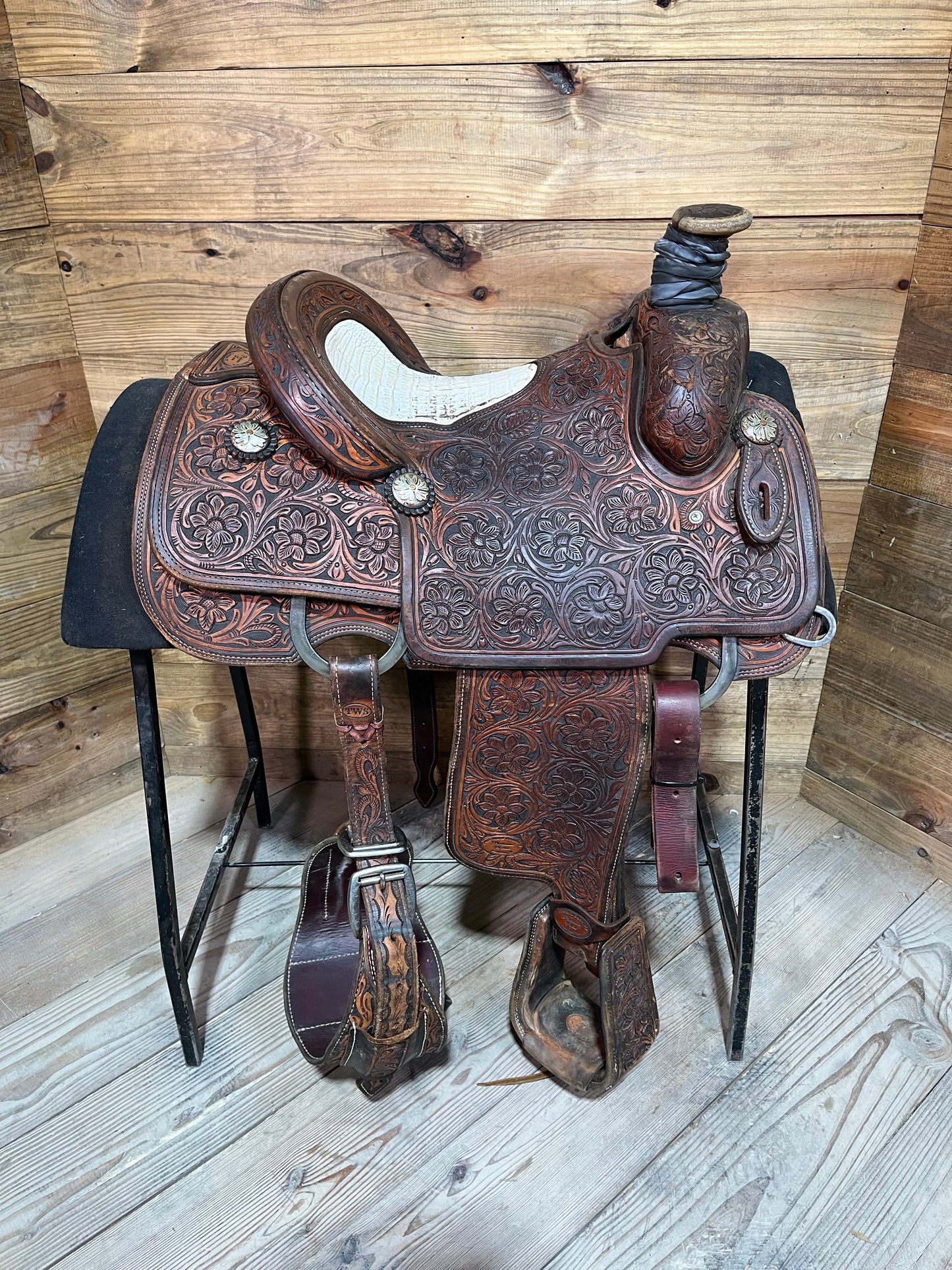 14” Trent Ward Platinum Roper ISUSED2444
