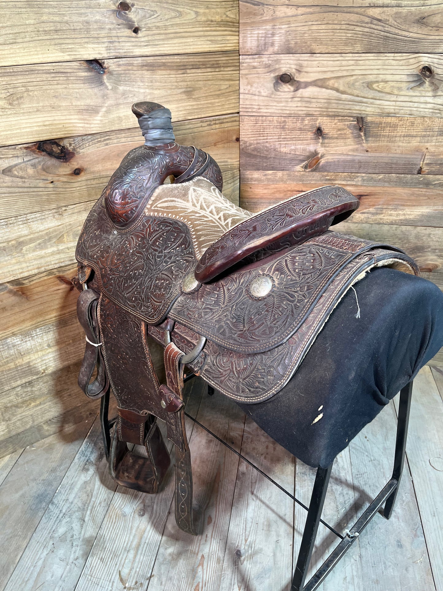 Ryon's Roper Fort Worth, TX ISUSED1808
