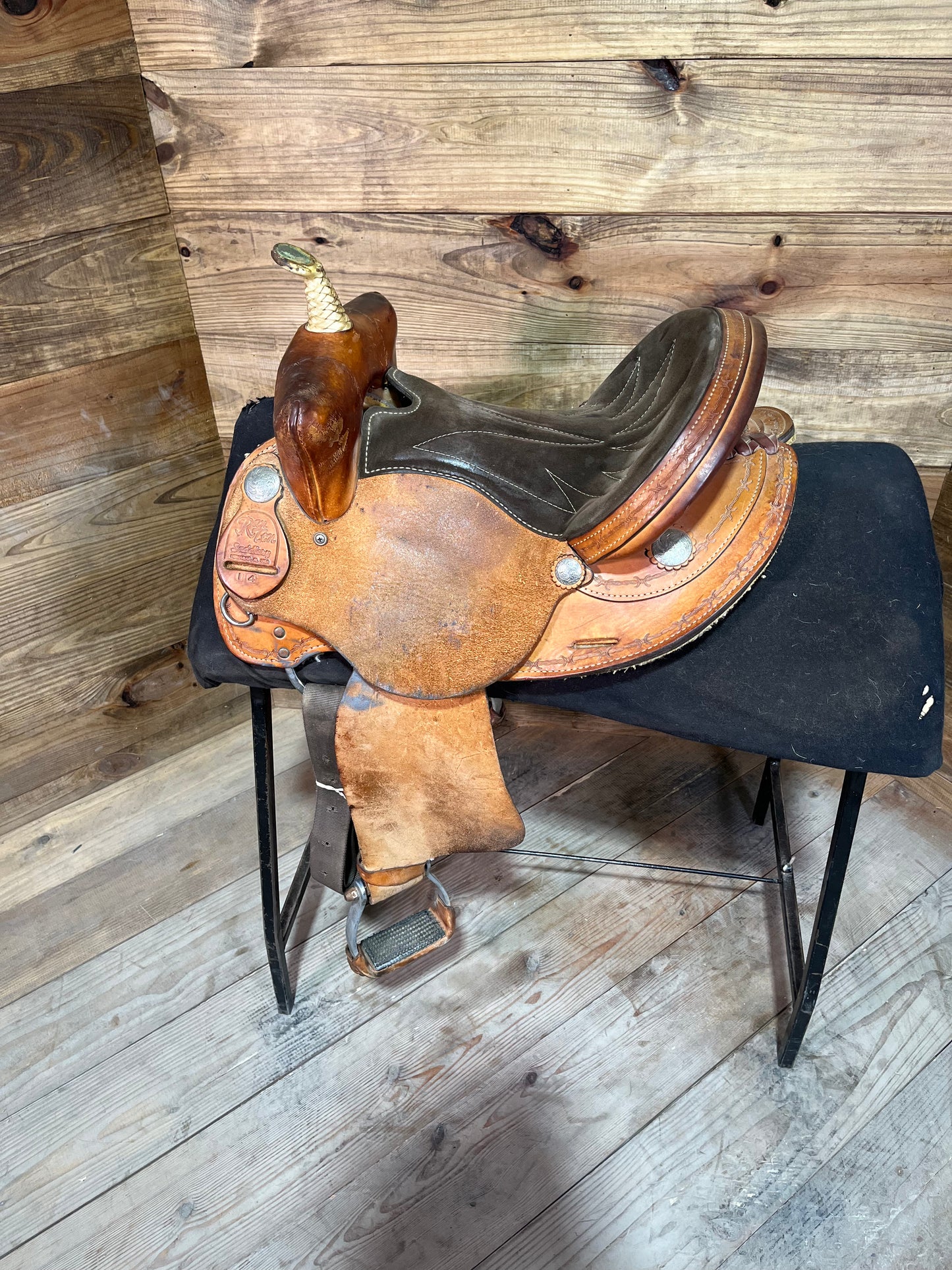 Ran Ten Barrel Saddle ISSUED1816