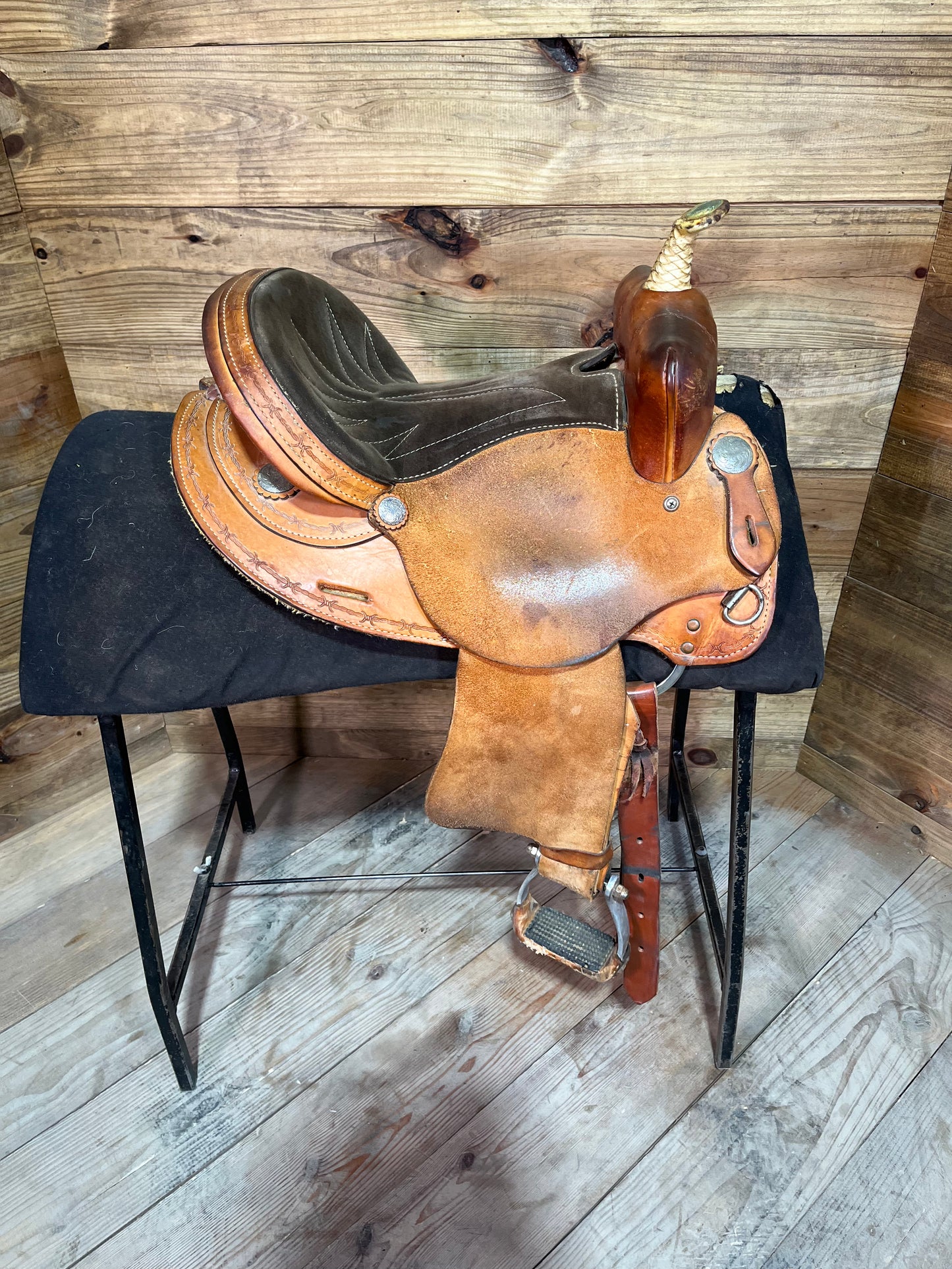 Ran Ten Barrel Saddle ISSUED1816