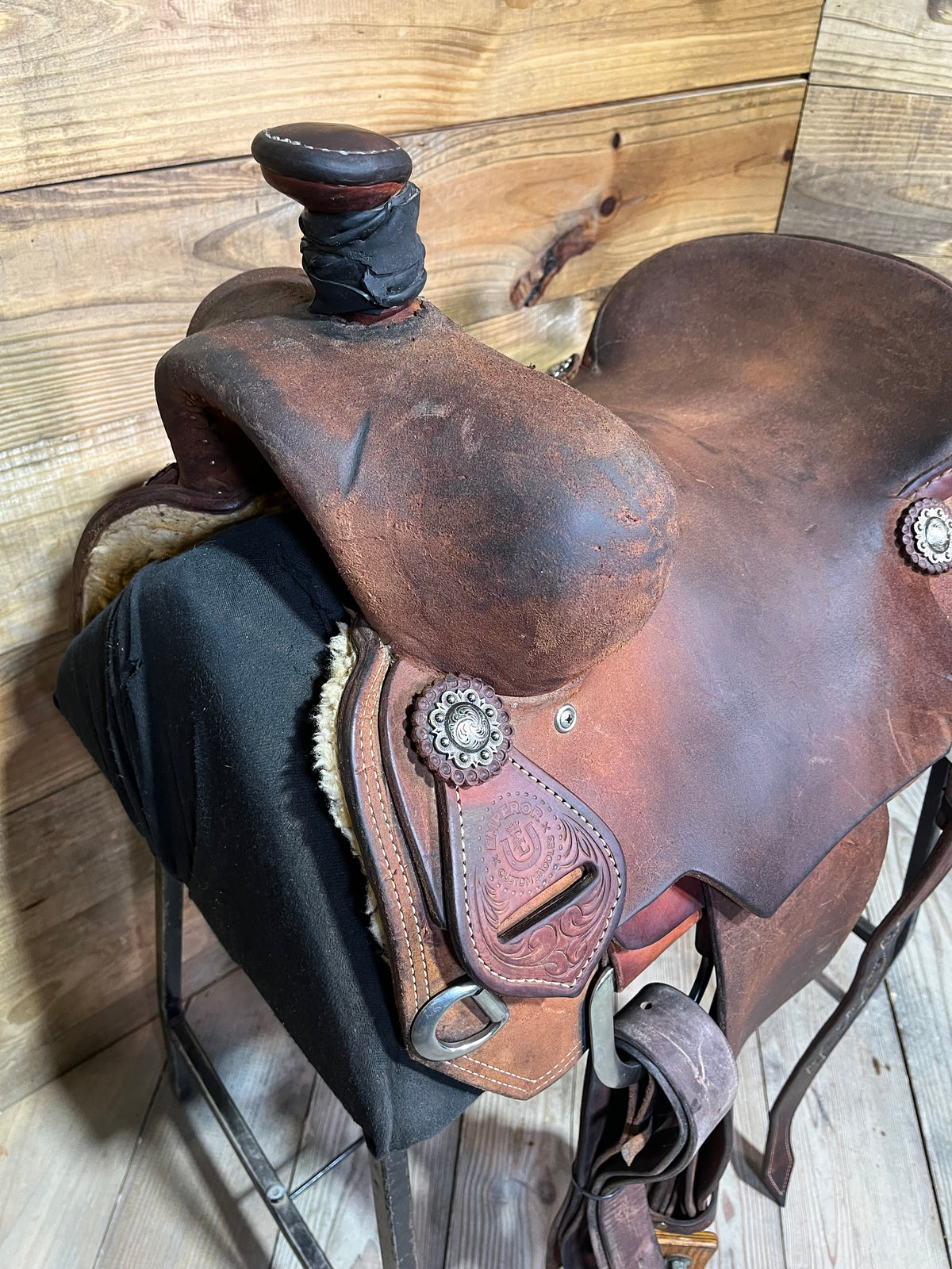 15 1/4” Emperor Ranch Saddle ISUSED2482