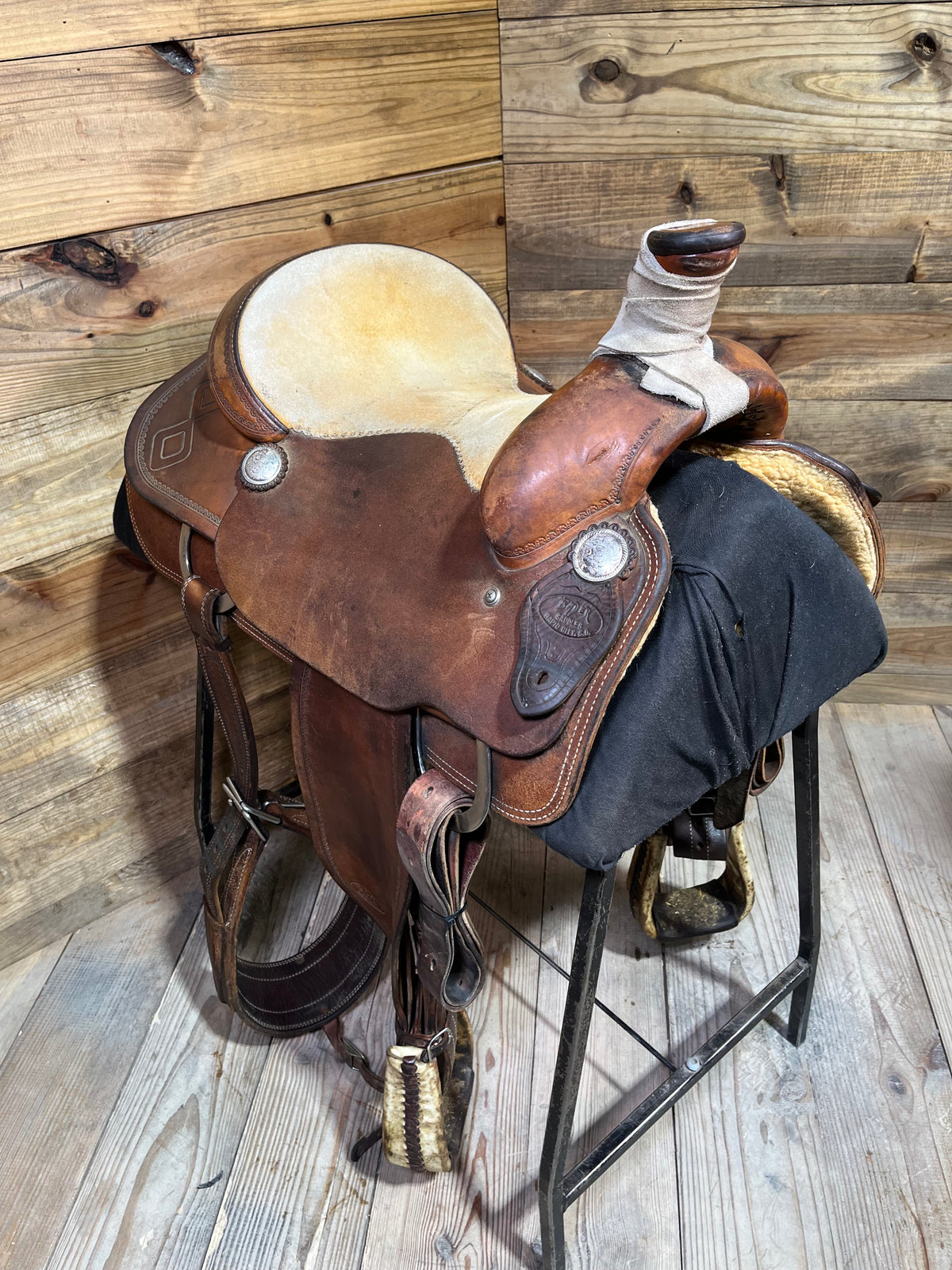 15” Handmade Bader Saddlery Roper ISUSED2483
