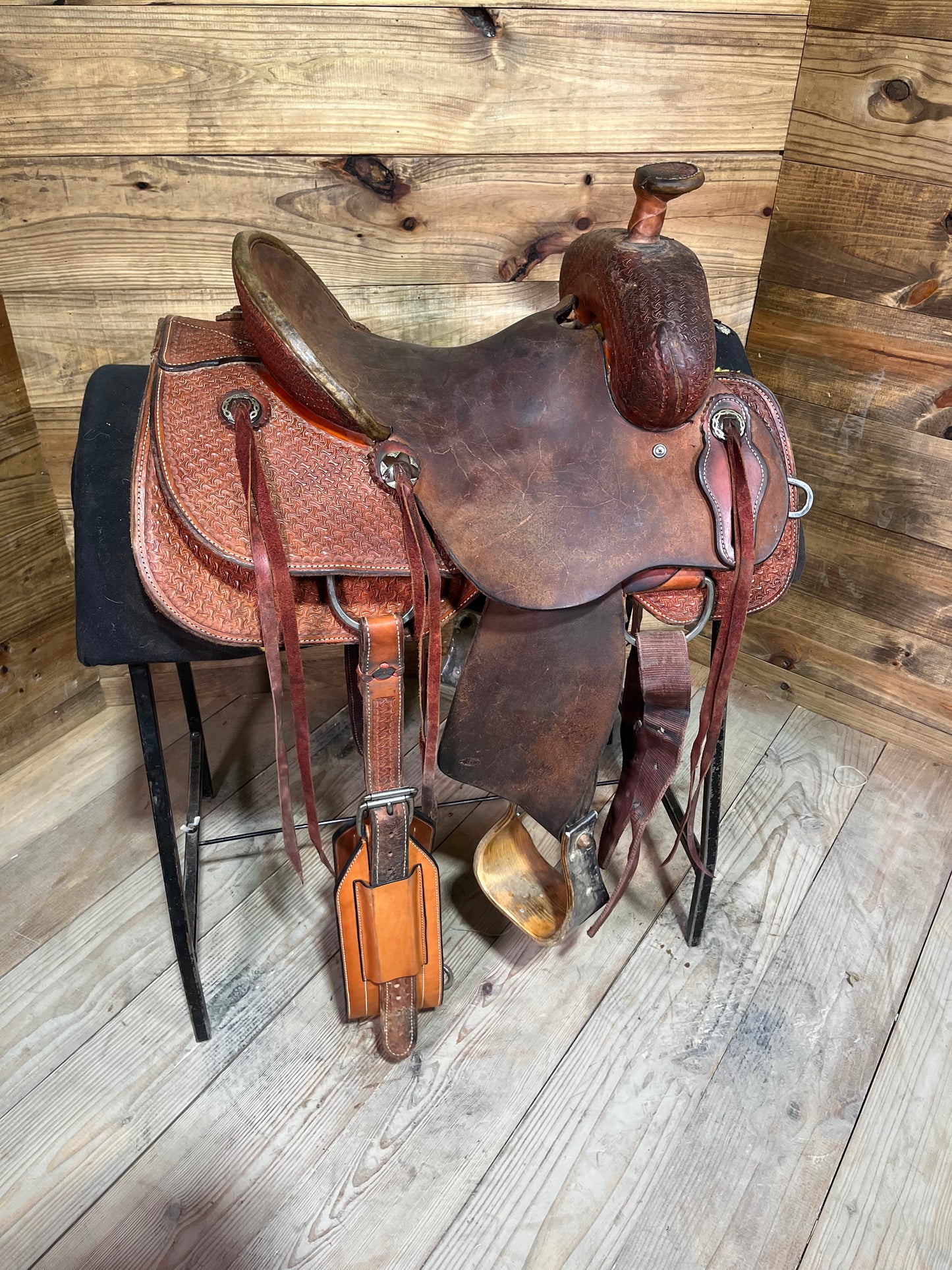 4T Ranch Roper ISUSED1821