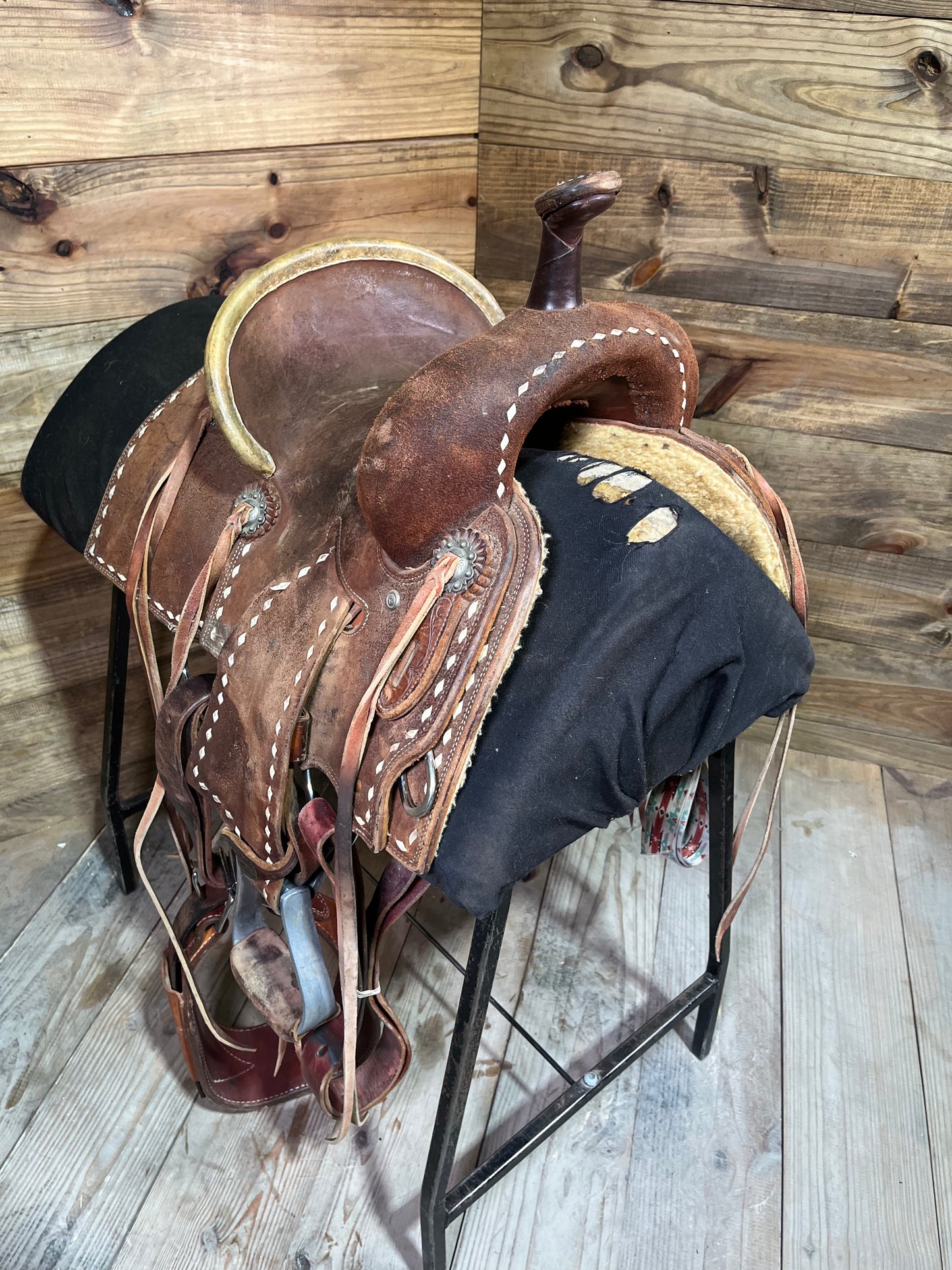 Perez Barrel Saddle ISUSED1838
