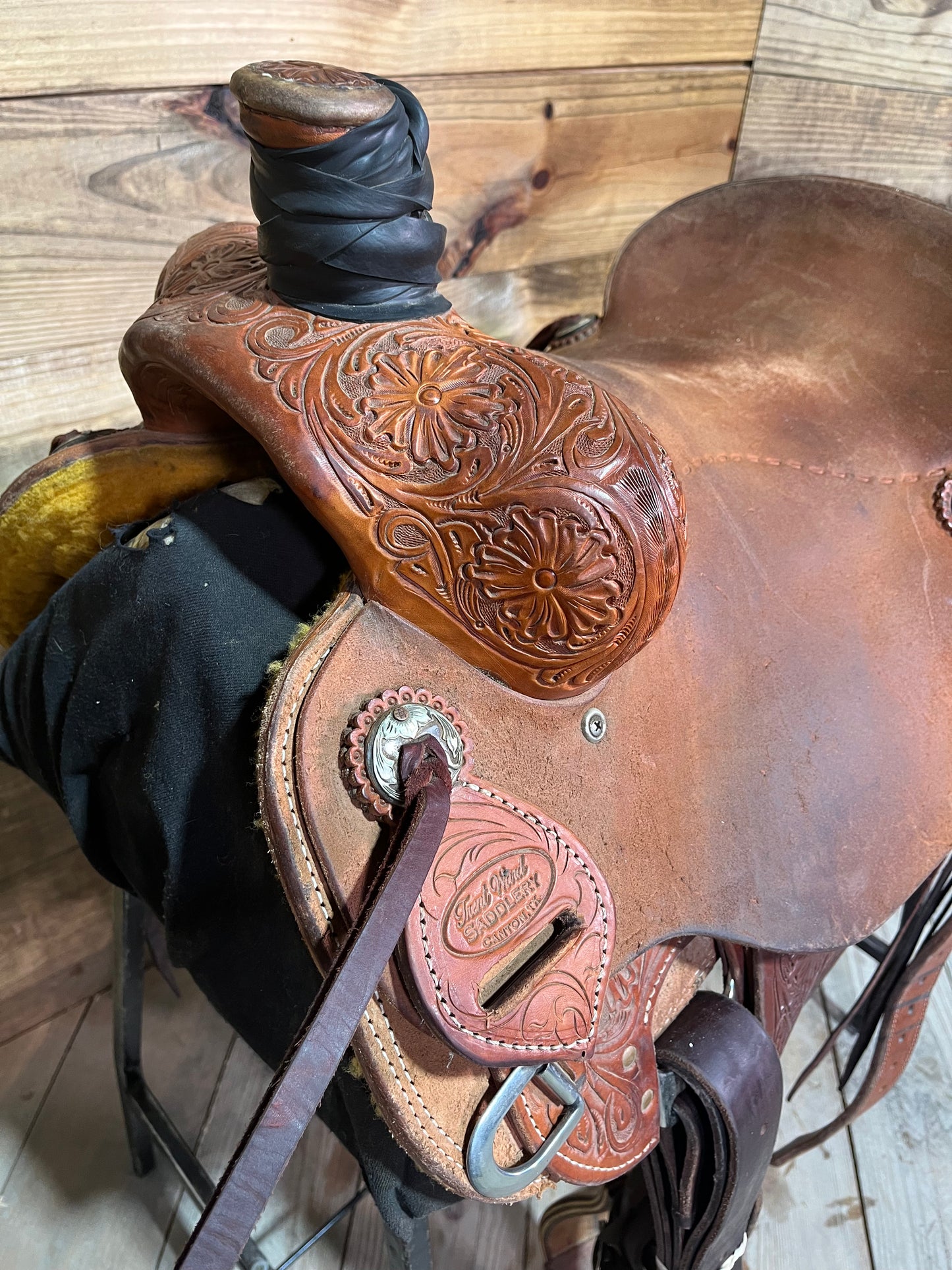 Trent Ward Tucson Ranch Saddle ISUSED1839