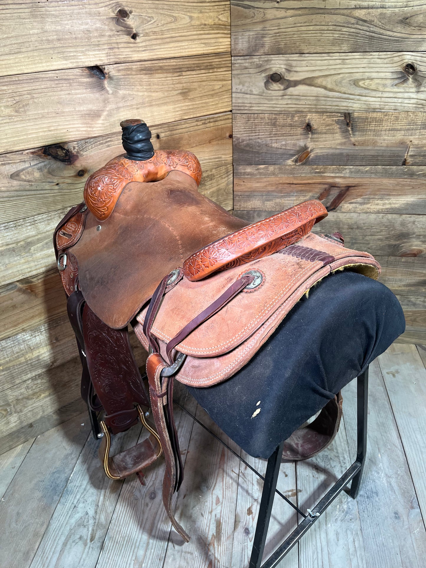 Trent Ward Tucson Ranch Saddle ISUSED1839