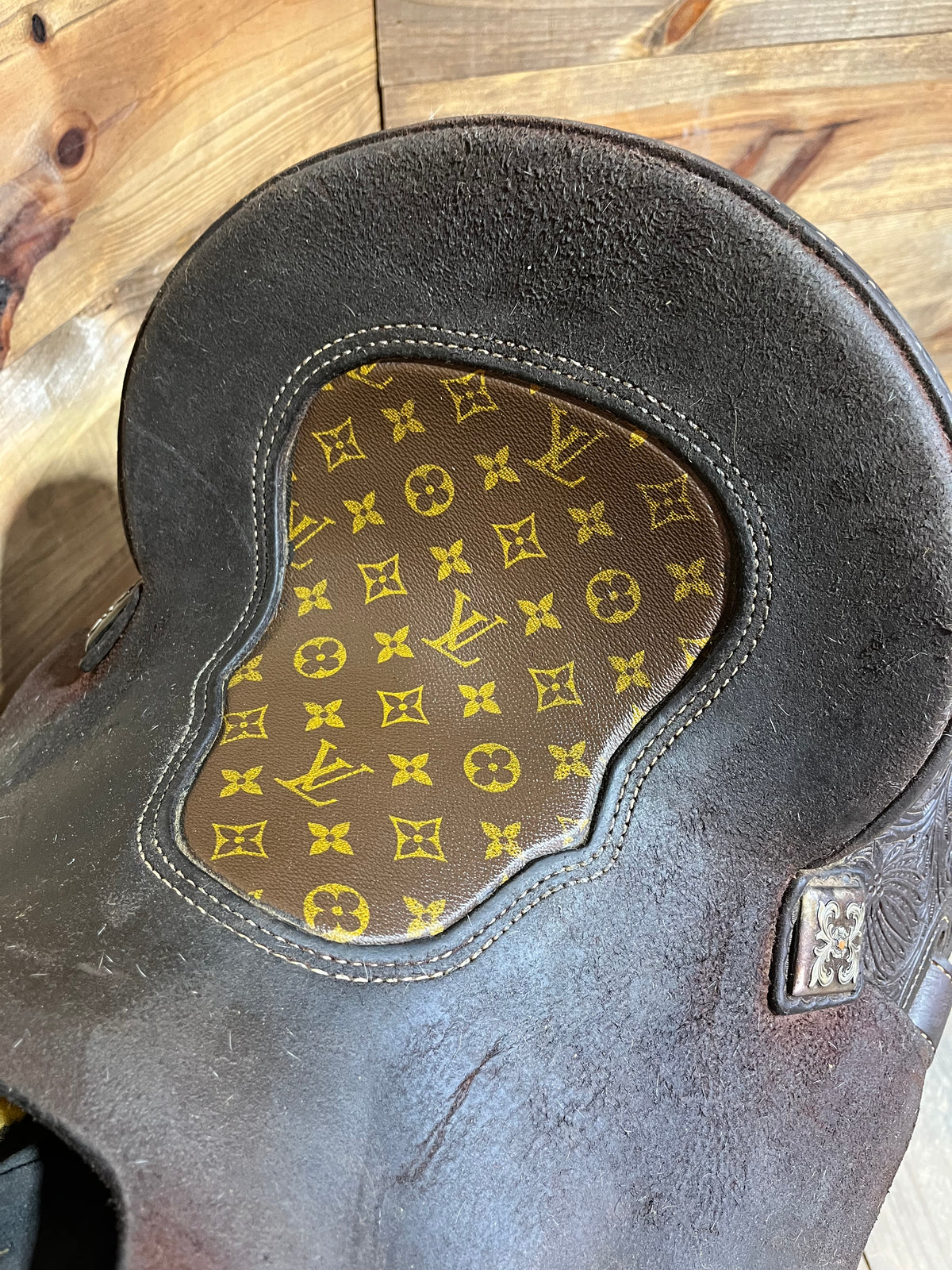 13 1/4” Trent Ward Platinum Barrel Saddle ISUSED2505
